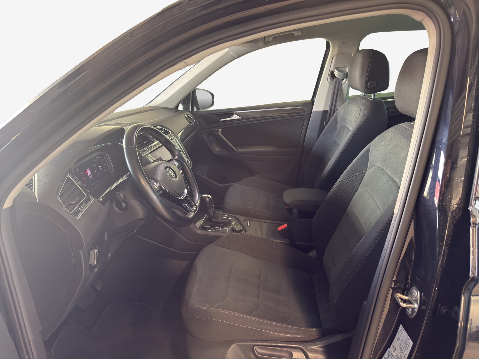 VW Tiguan 2.0TSI Highline 4Motion DSG-image-7