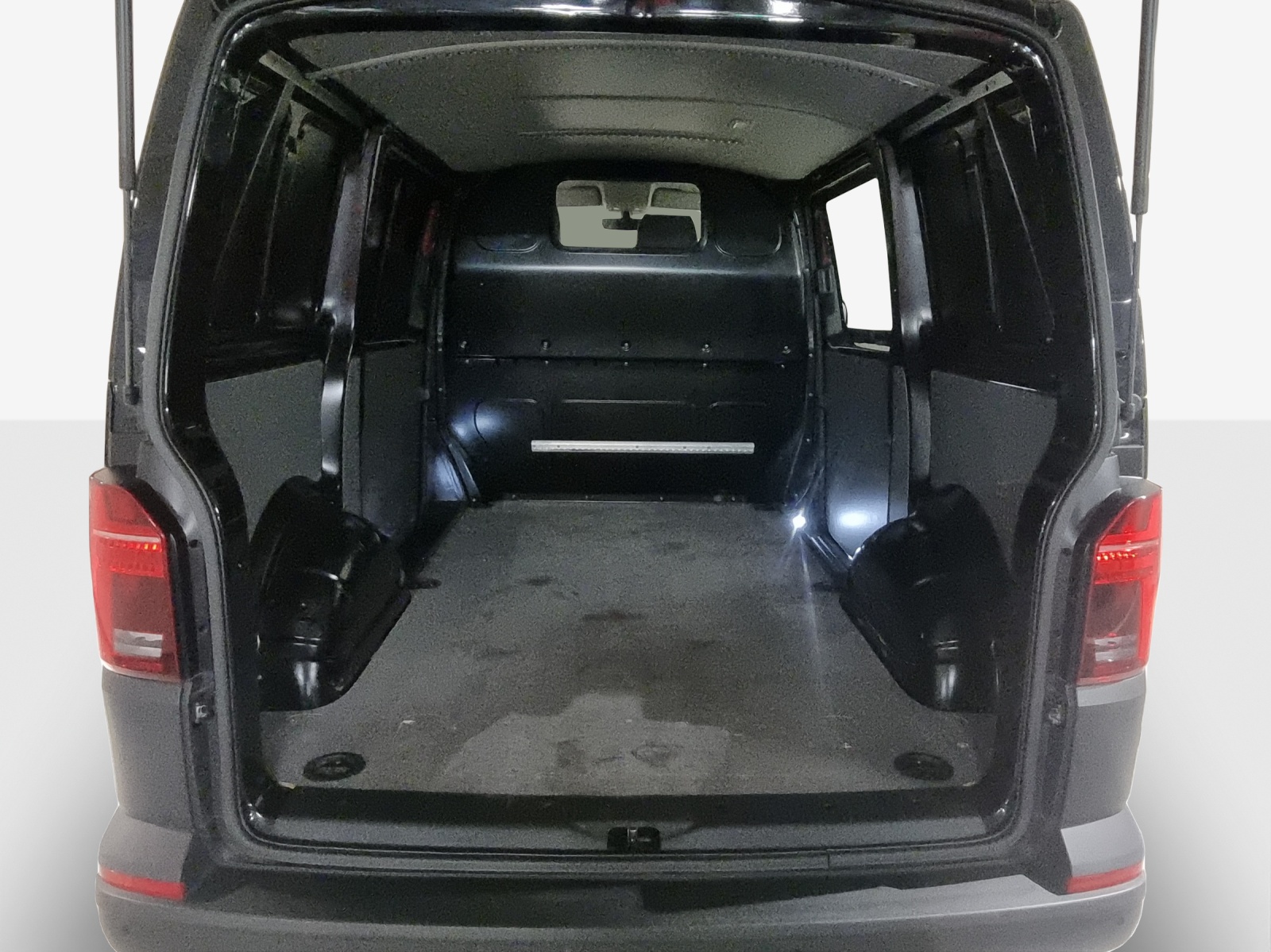 VW T6.1 2.0 TDI 4Motion DSG-image-12