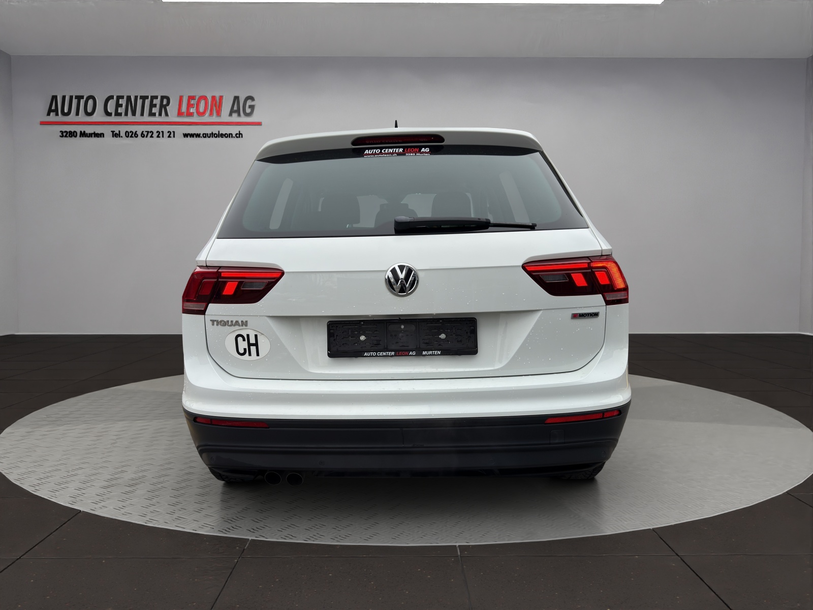 VW Tiguan 2.0 TDI SCR Comfortline 4Motion DSG-image-4