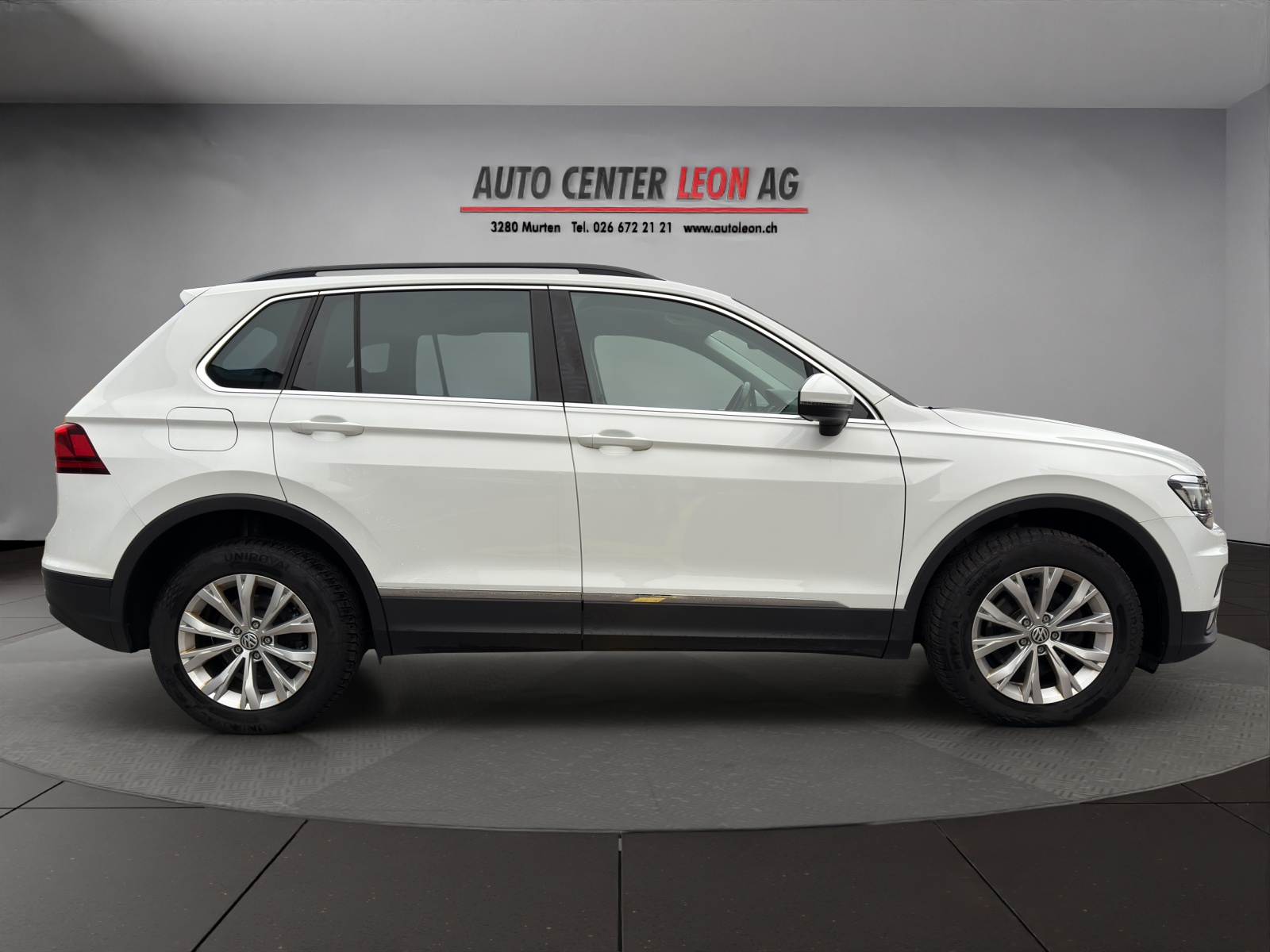 VW Tiguan 2.0 TDI SCR Comfortline 4Motion DSG-image-6