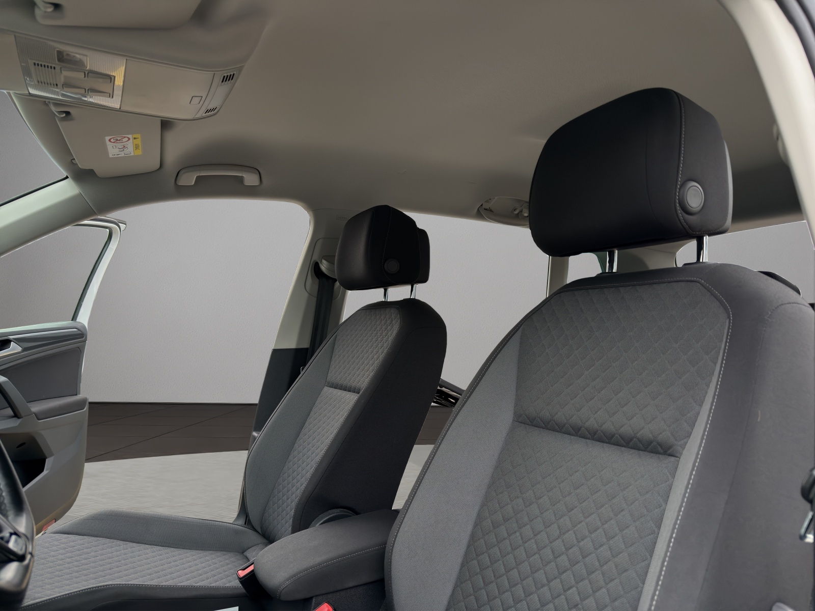 VW Tiguan 2.0 TDI SCR Comfortline 4Motion DSG-image-19