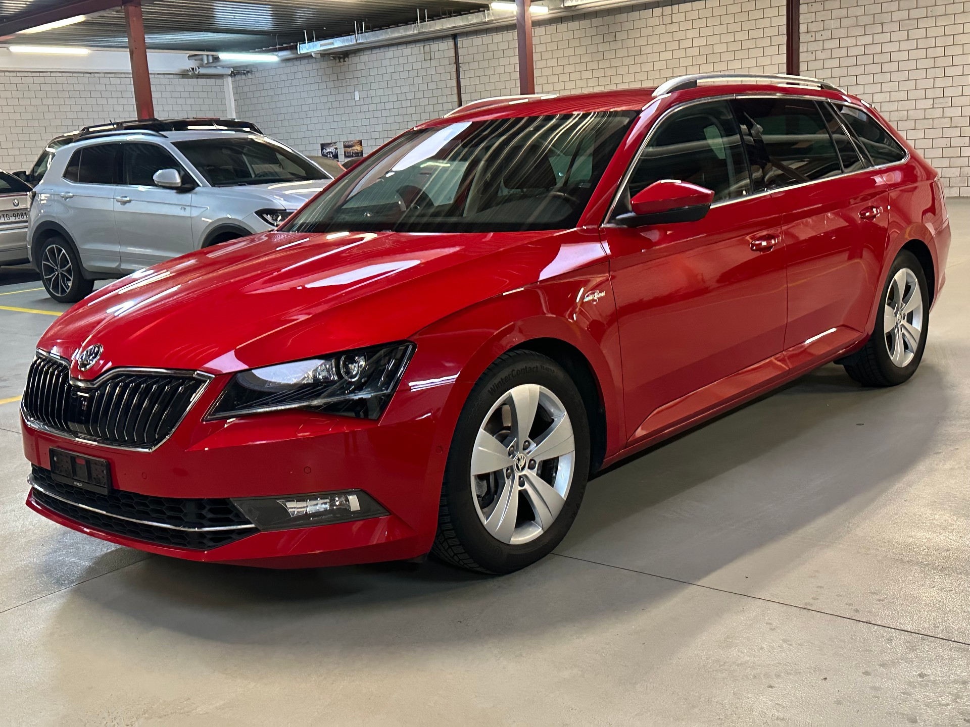 SKODA Superb Combi 2.0 TSI L&K DSG 4x4-image-0