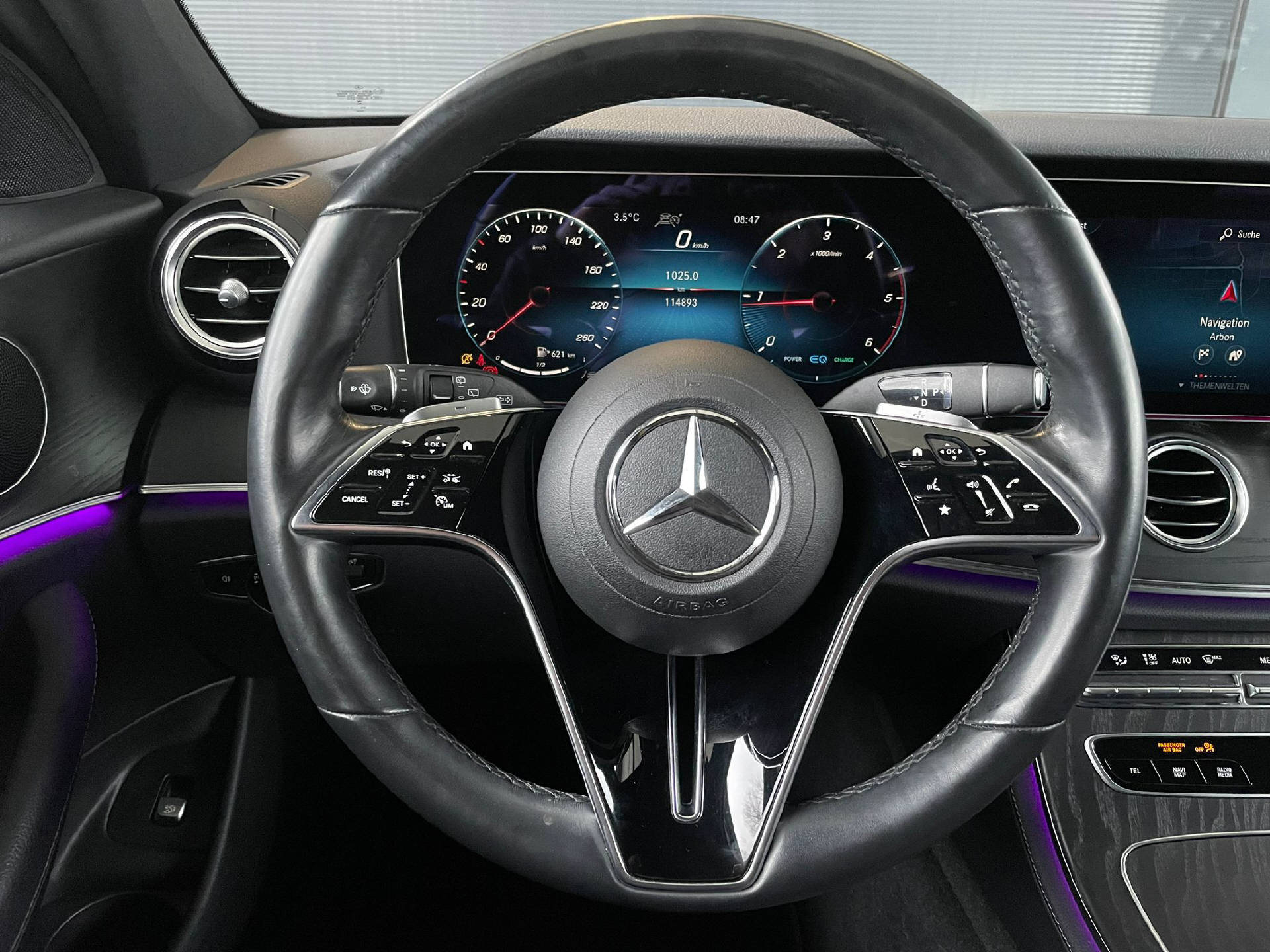 MERCEDES-BENZ E 220 d AMG Line 4matic Kombi-image-7
