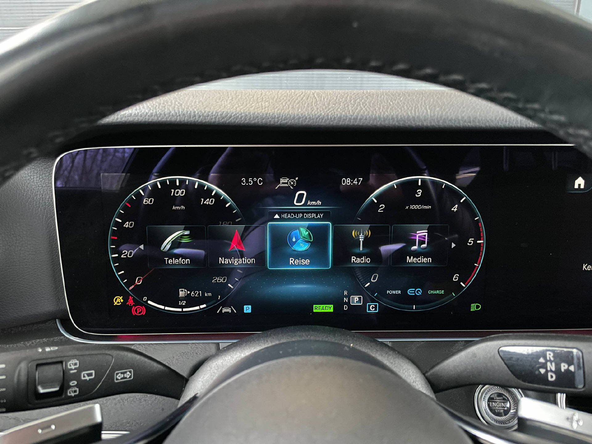 MERCEDES-BENZ E 220 d AMG Line 4matic Kombi-image-8