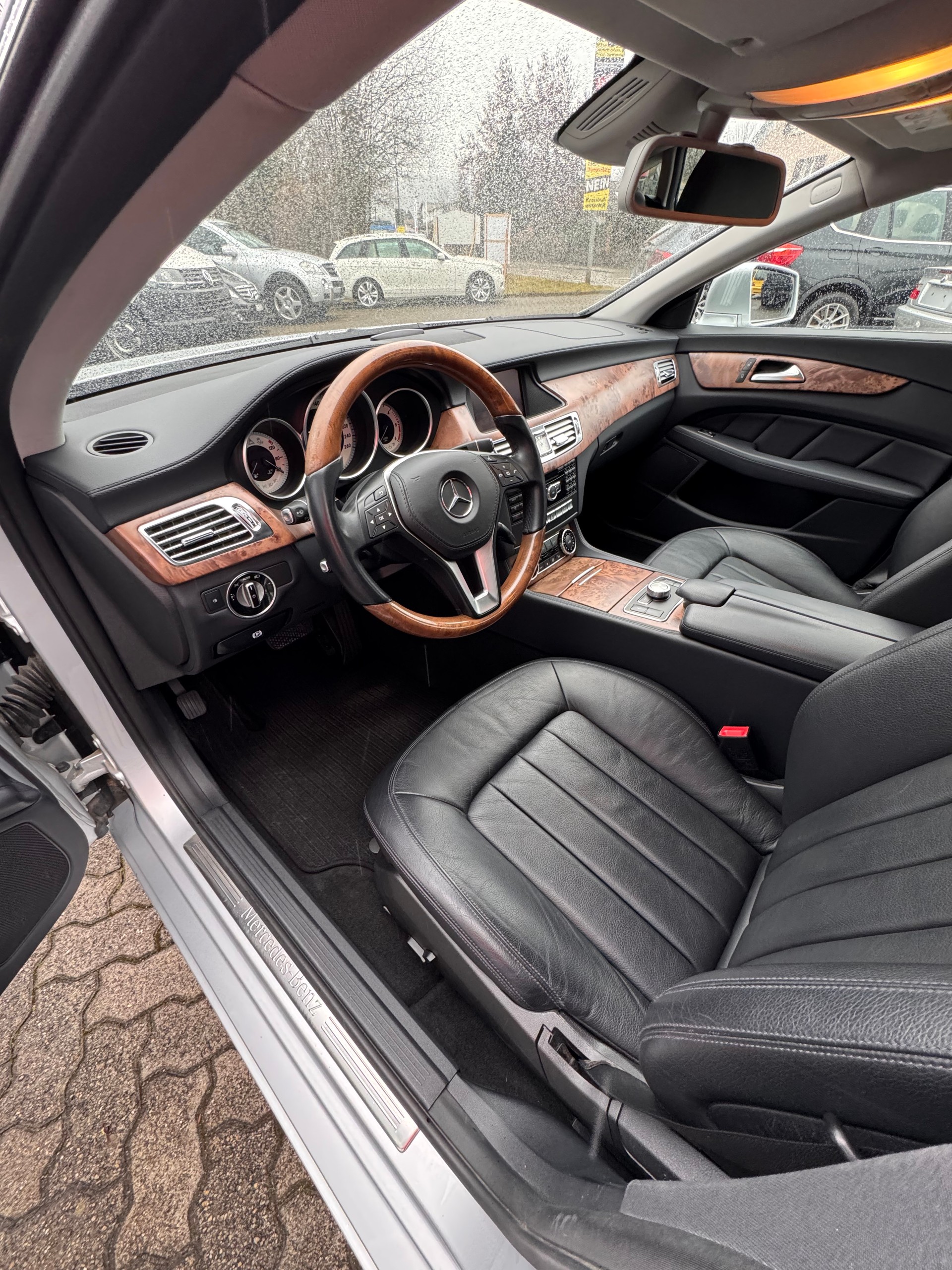 MERCEDES-BENZ CLS Shooting Brake 350 CDI 4Matic 7G-Tronic-image-11