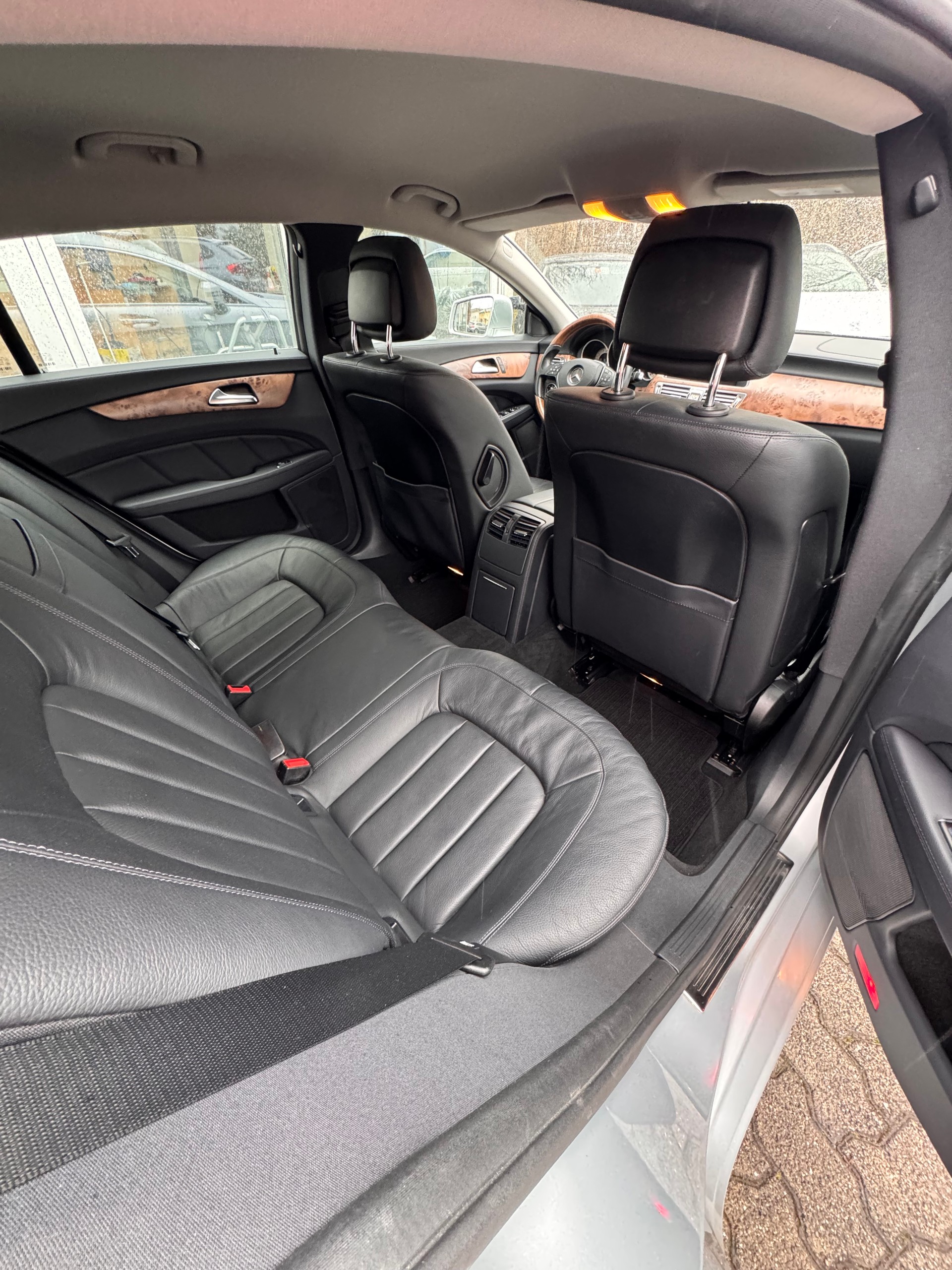 MERCEDES-BENZ CLS Shooting Brake 350 CDI 4Matic 7G-Tronic-image-7