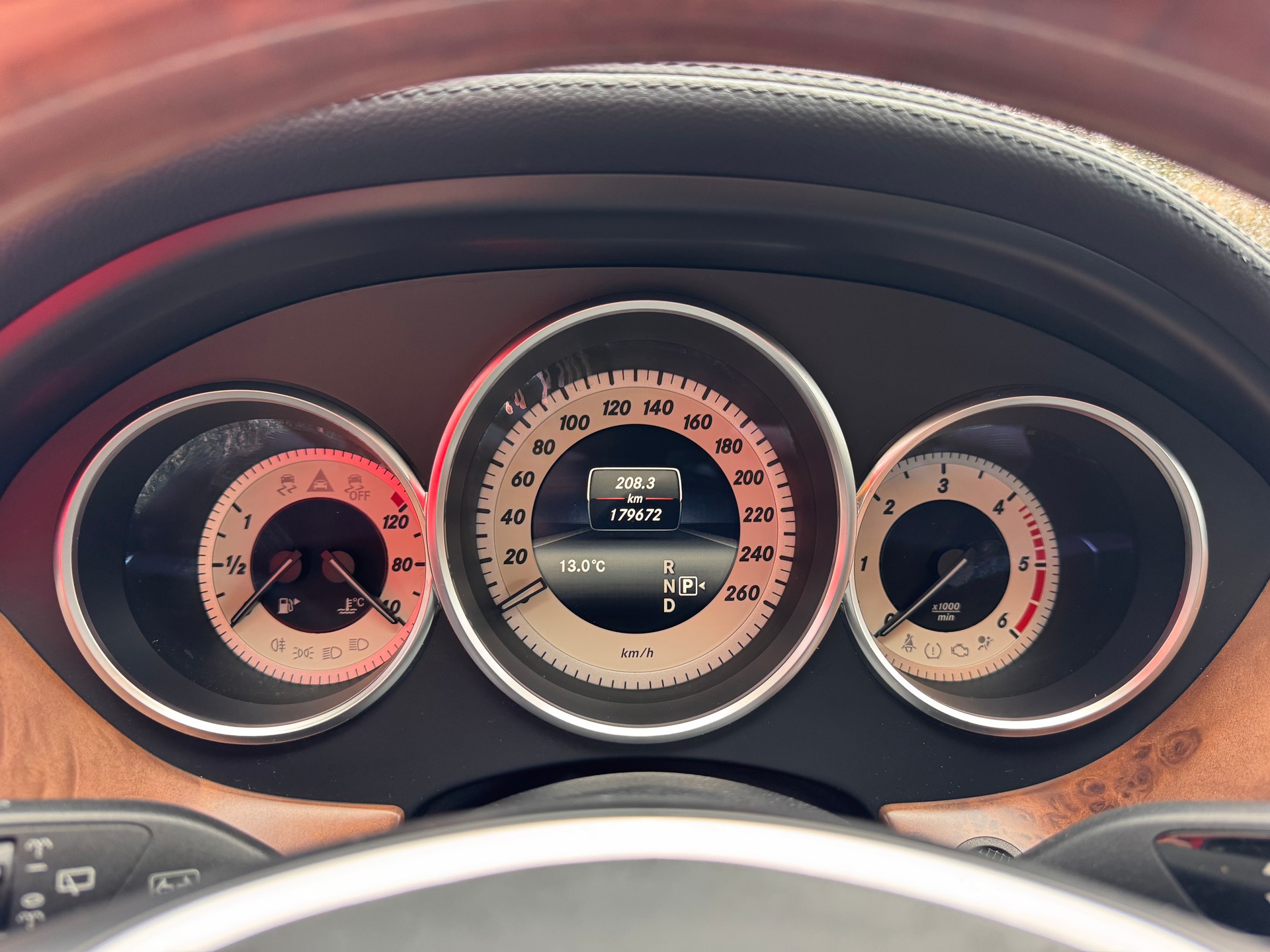 MERCEDES-BENZ CLS Shooting Brake 350 CDI 4Matic 7G-Tronic-image-15