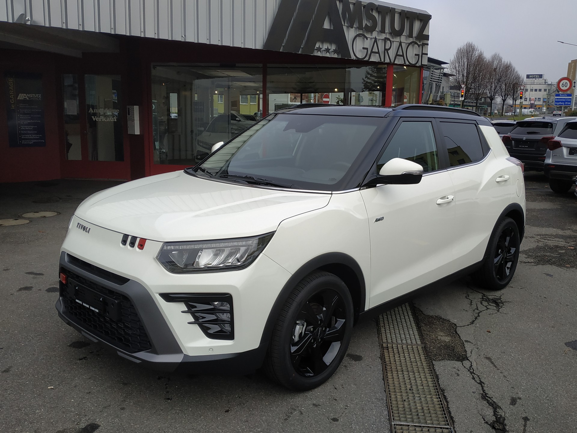KGM-SsangYong Tivoli 1.5 T GDI Platinum 4WD Automat Bicolor