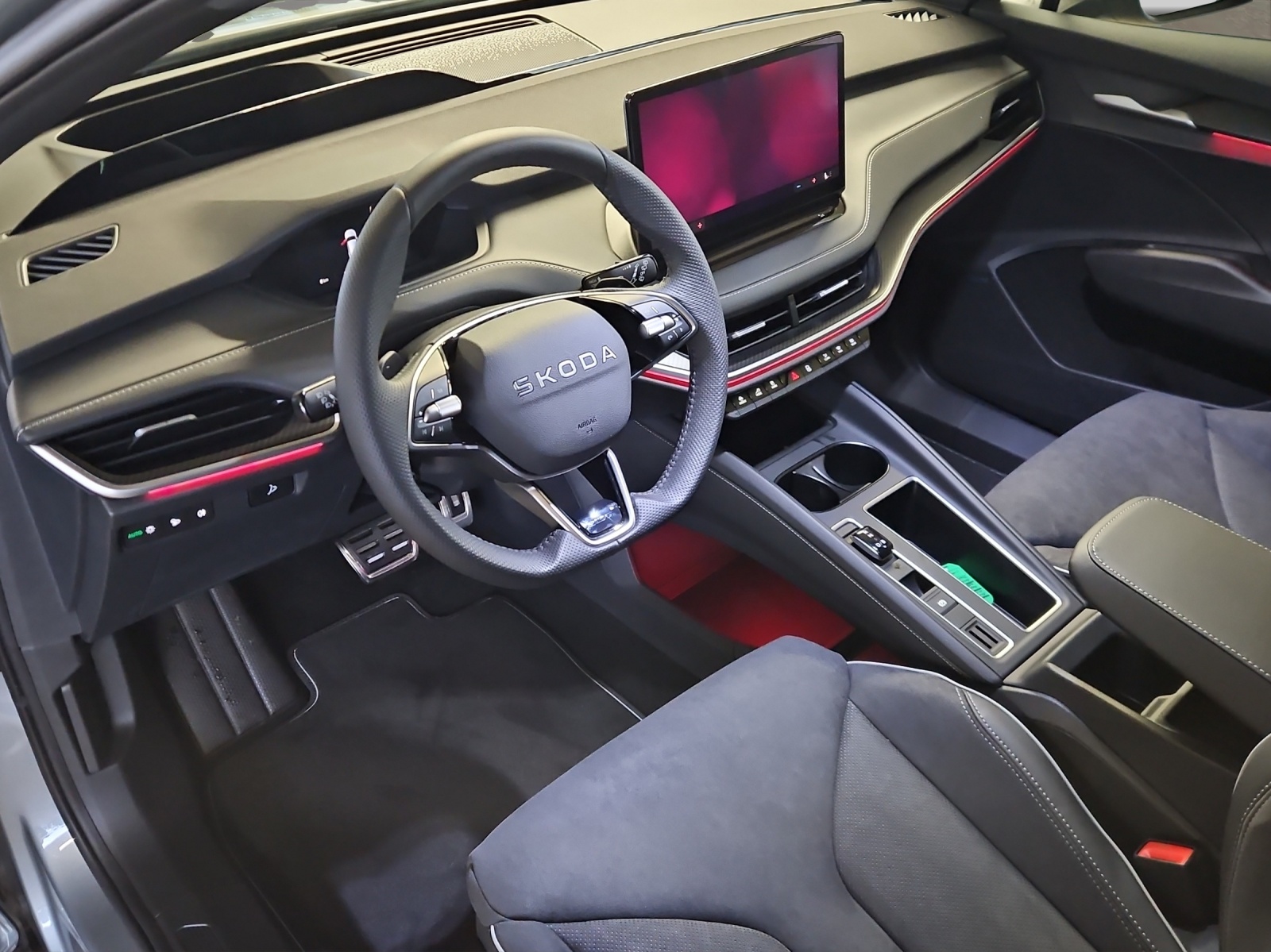 SKODA Elroq 85 Sportline-image-6