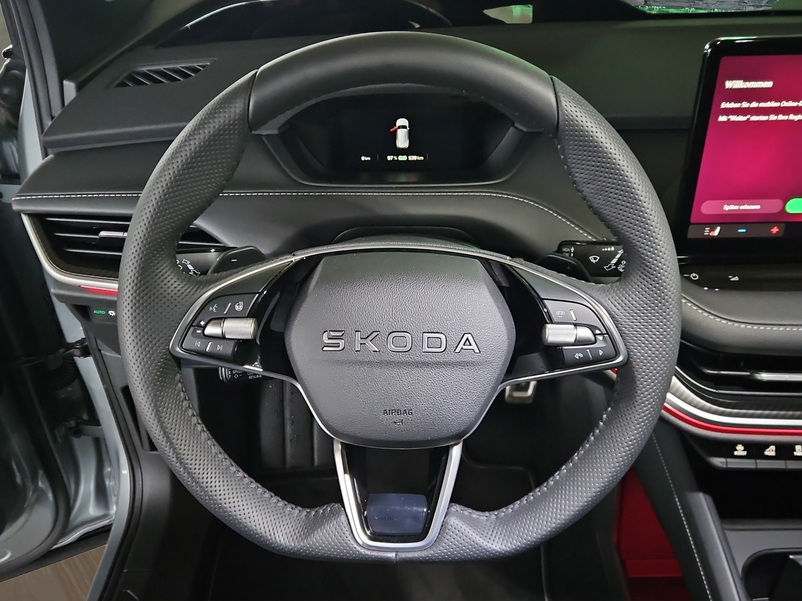 SKODA Elroq 85 Sportline-image-10