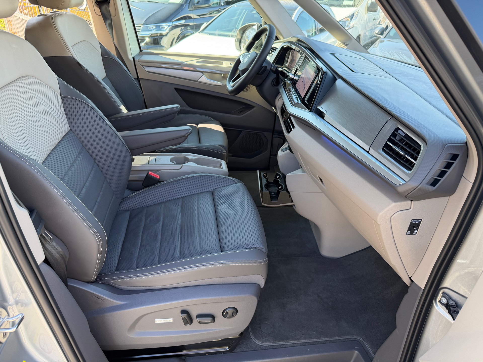 VW Multivan 2.0 TDI Style Liberty DSG-image-16