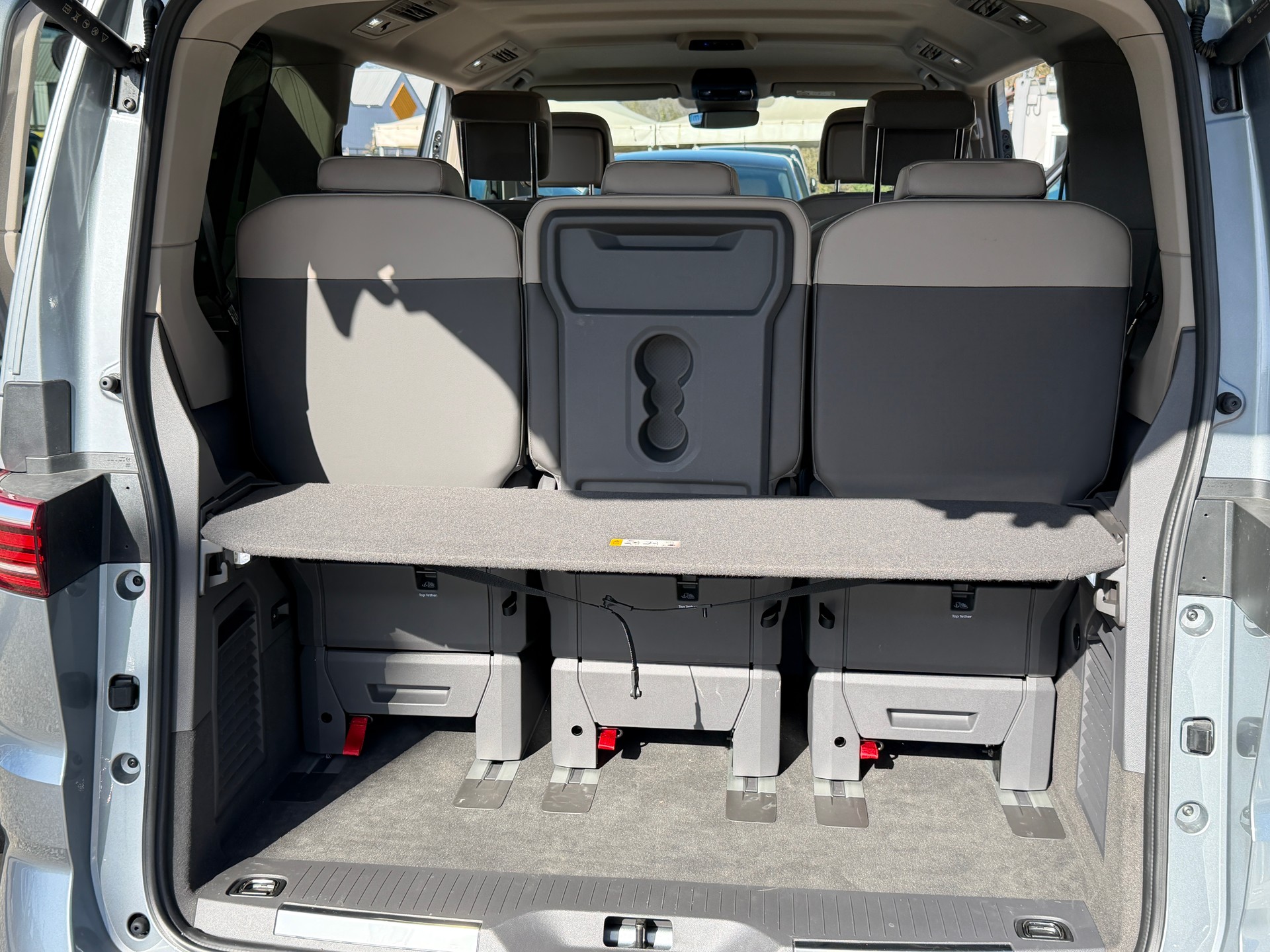 VW Multivan 2.0 TDI Style Liberty DSG-image-22