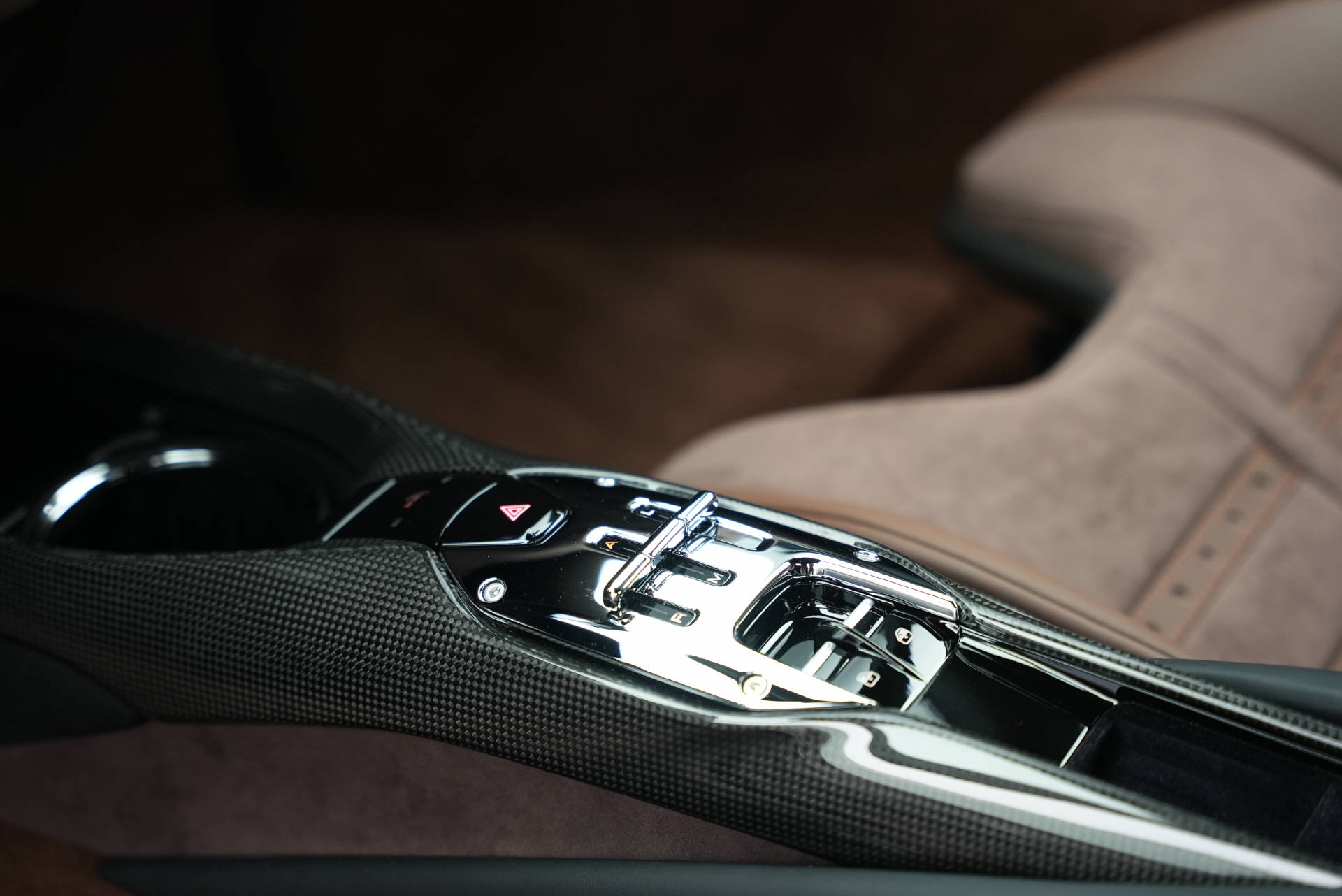 FERRARI 296 GTB 3.0 Turbo-image-12