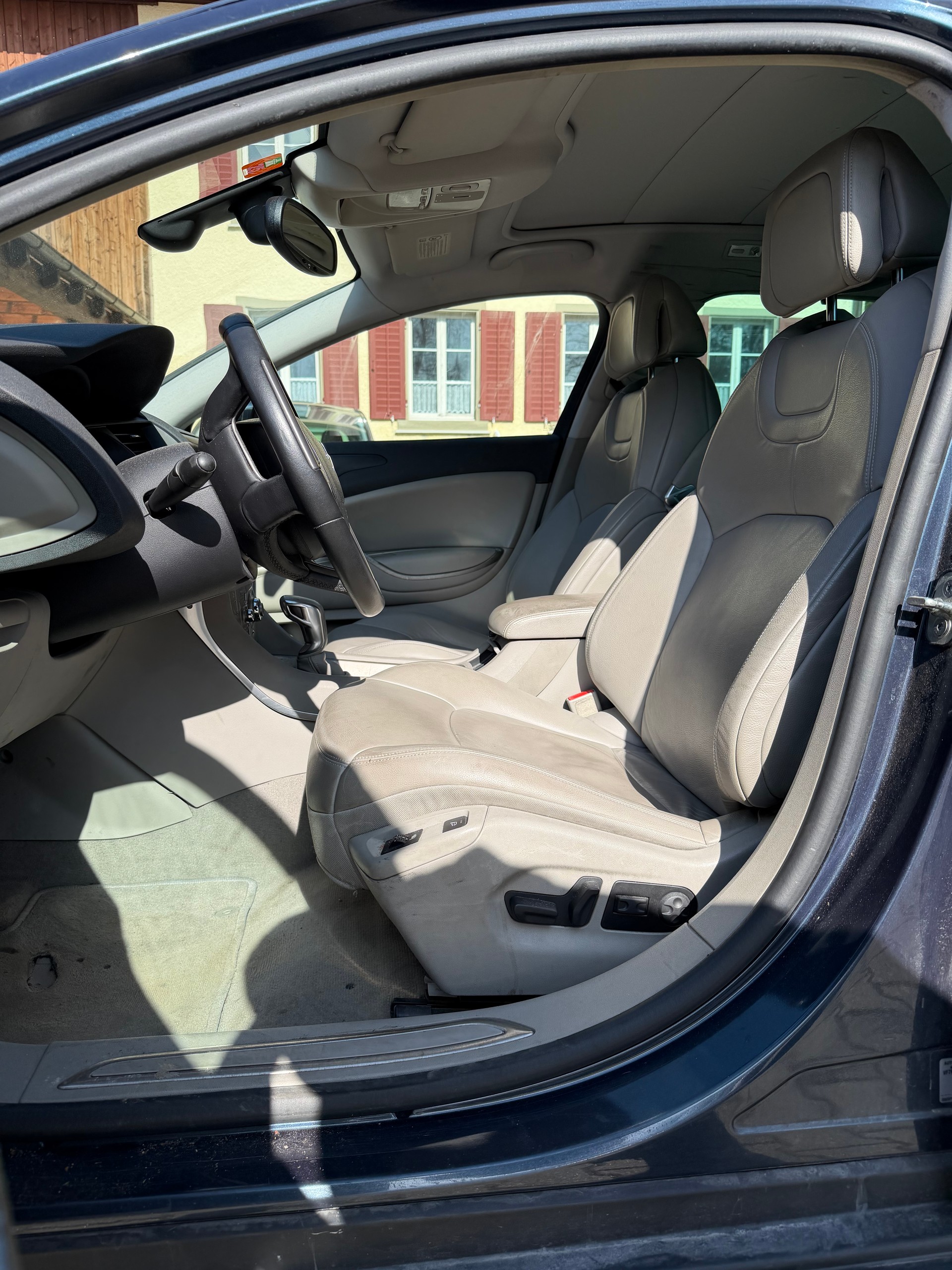 CITROEN C5 Tourer 1.6 Turbo Dynamique Automatic-image-5