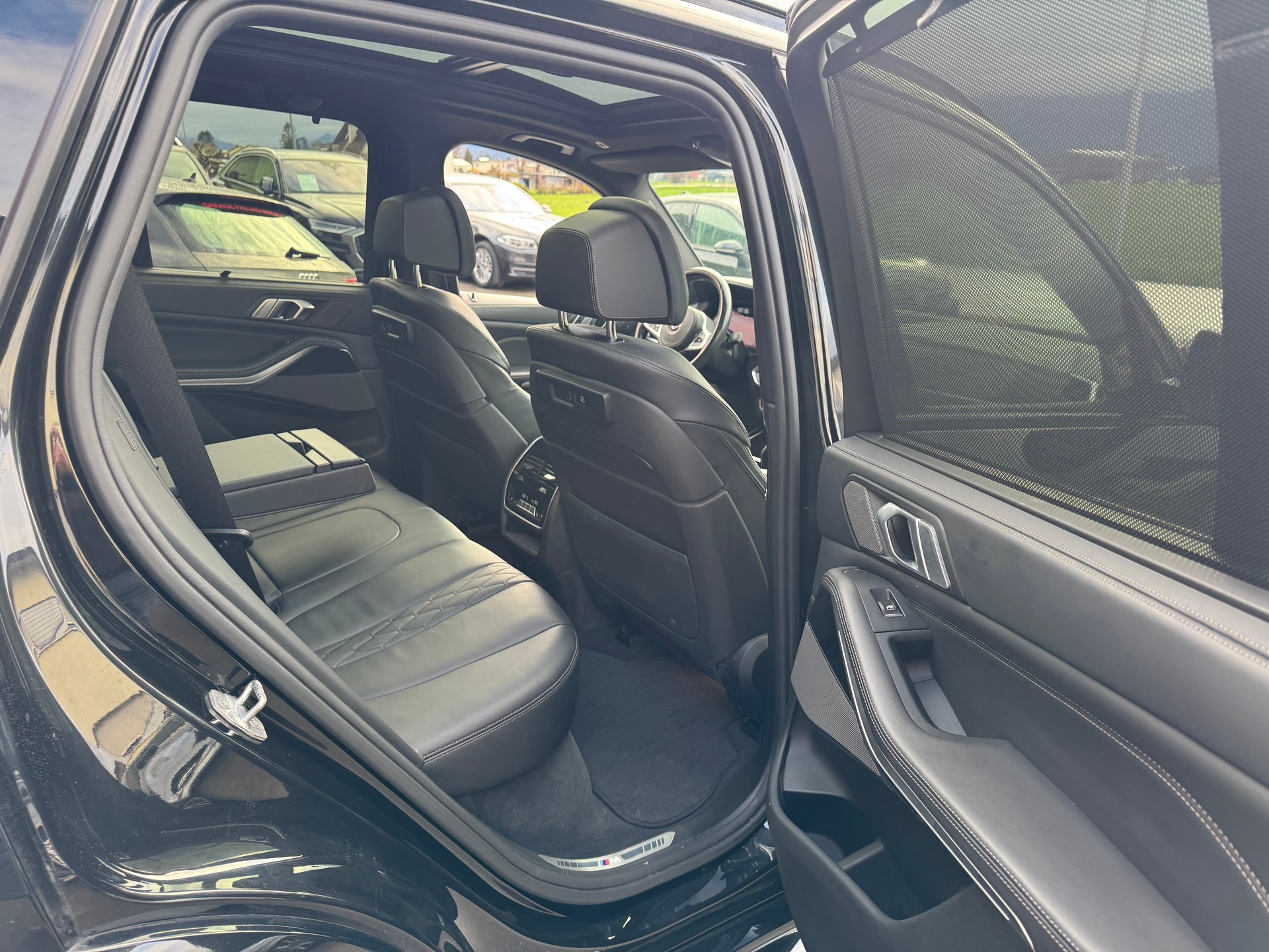 BMW X5 xDrive M50d Steptronic-image-15