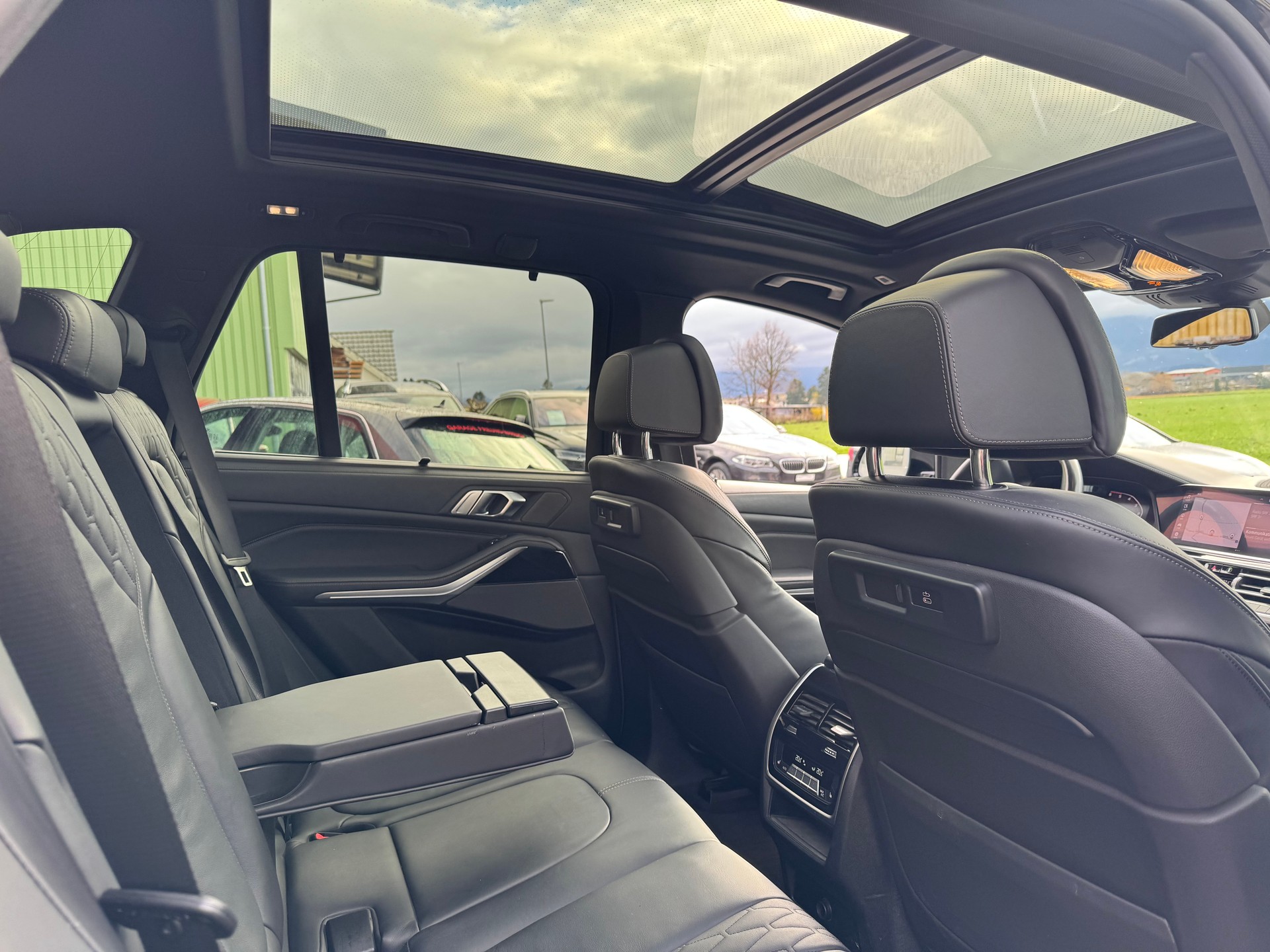 BMW X5 xDrive M50d Steptronic-image-14
