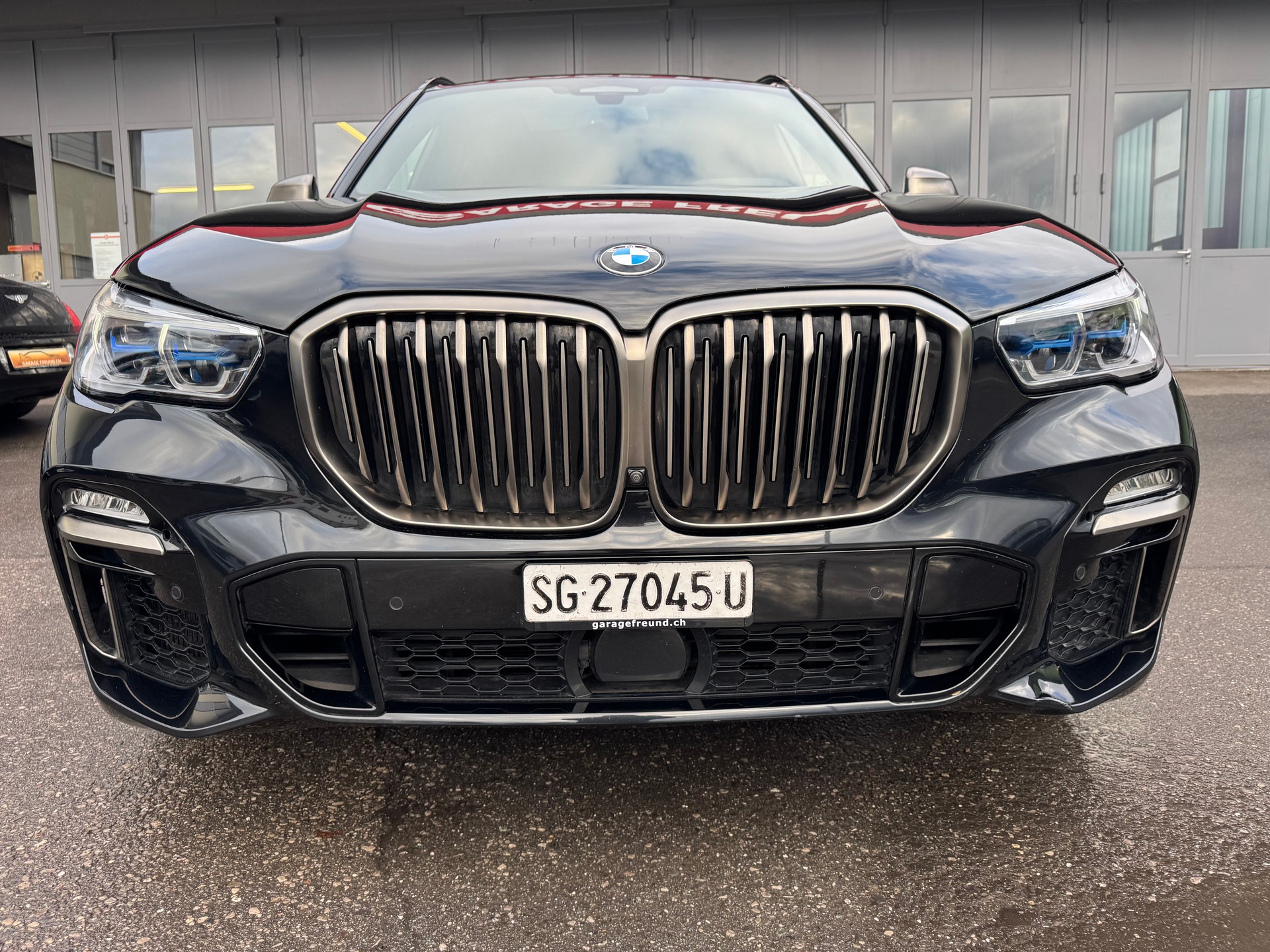 BMW X5 xDrive M50d Steptronic-image-2