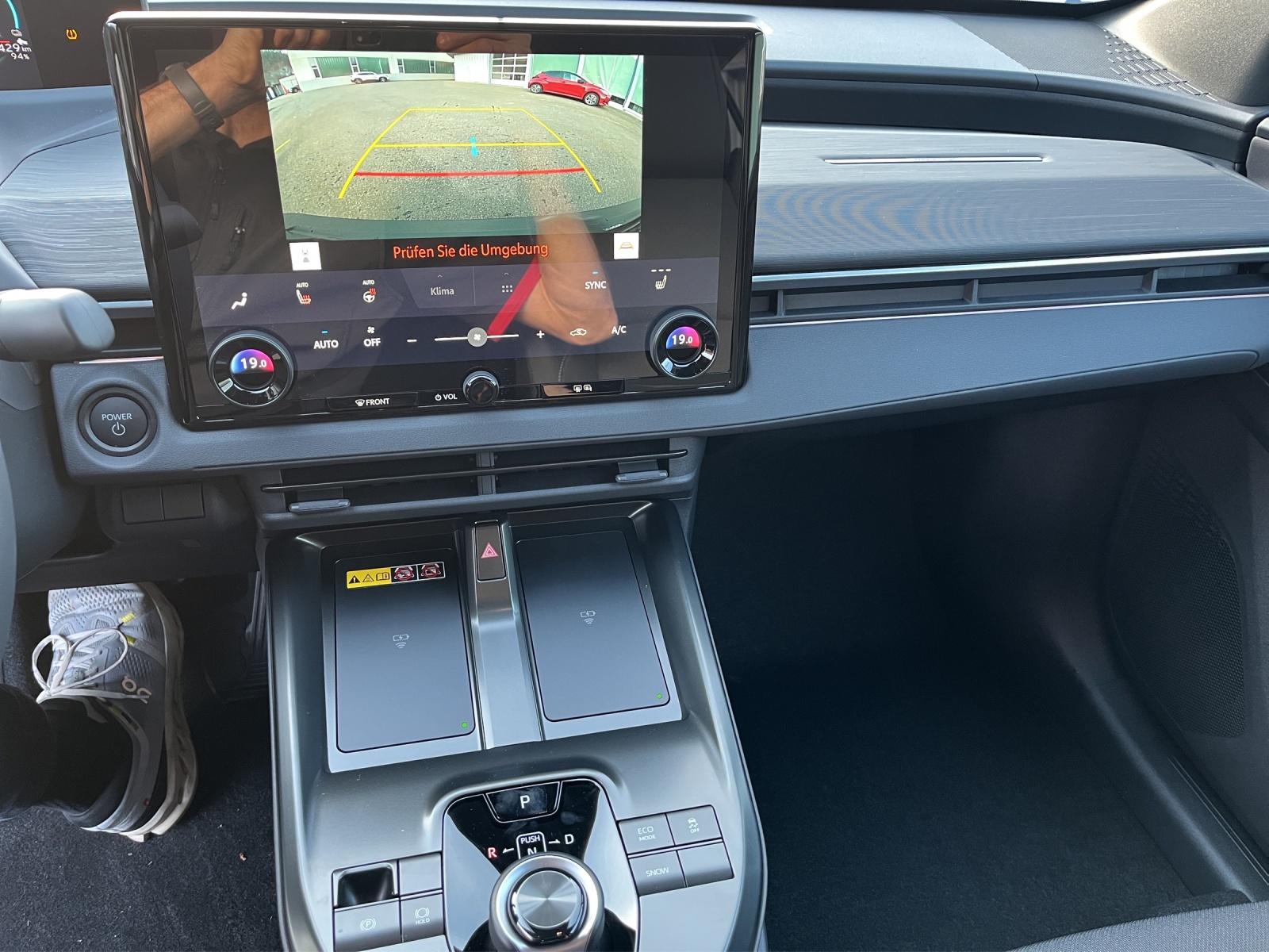 TOYOTA C-HR+ Style AWD-image-9