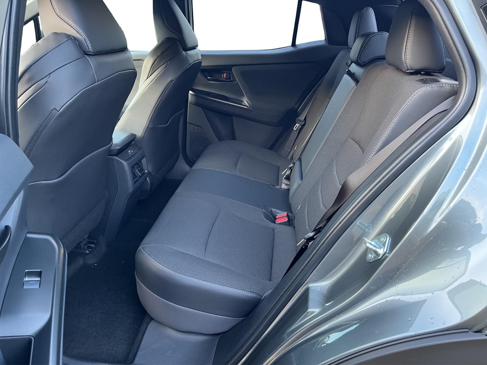 TOYOTA C-HR+ Style AWD-image-10