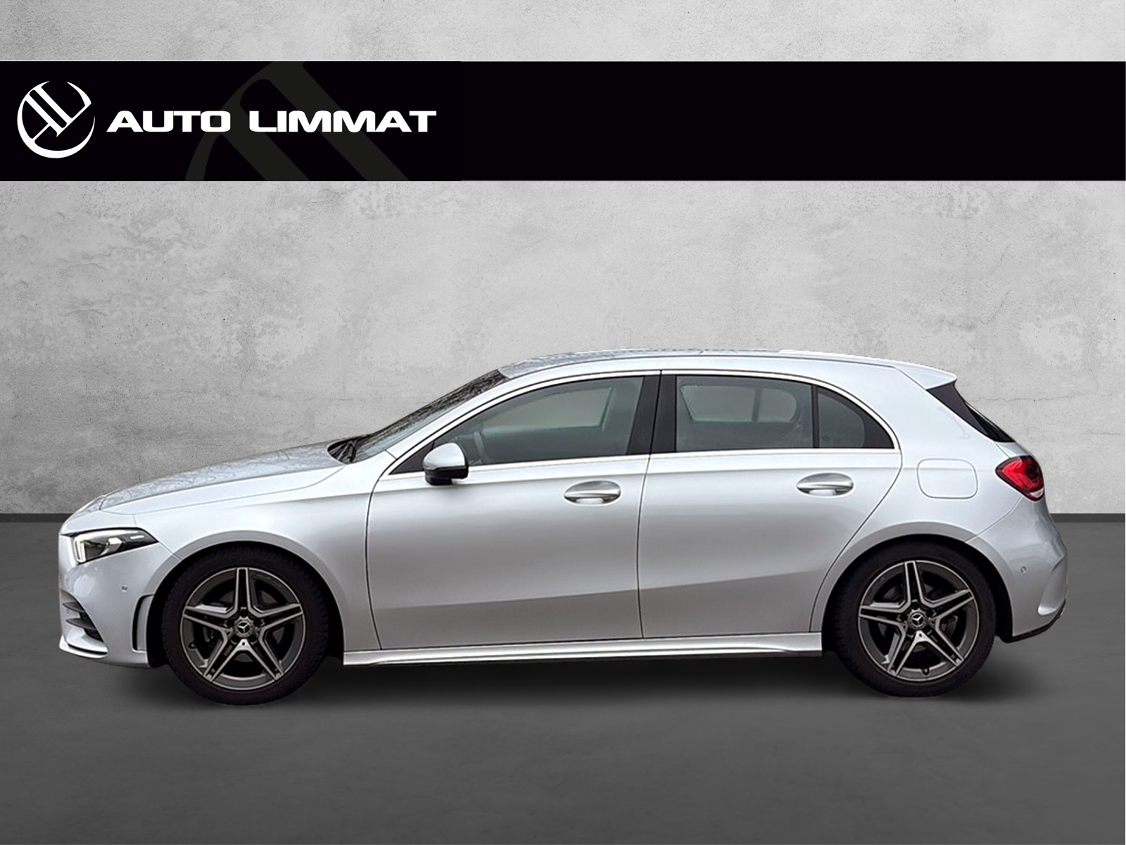MERCEDES-BENZ A 200 AMG Line 7G-DCT-image-9