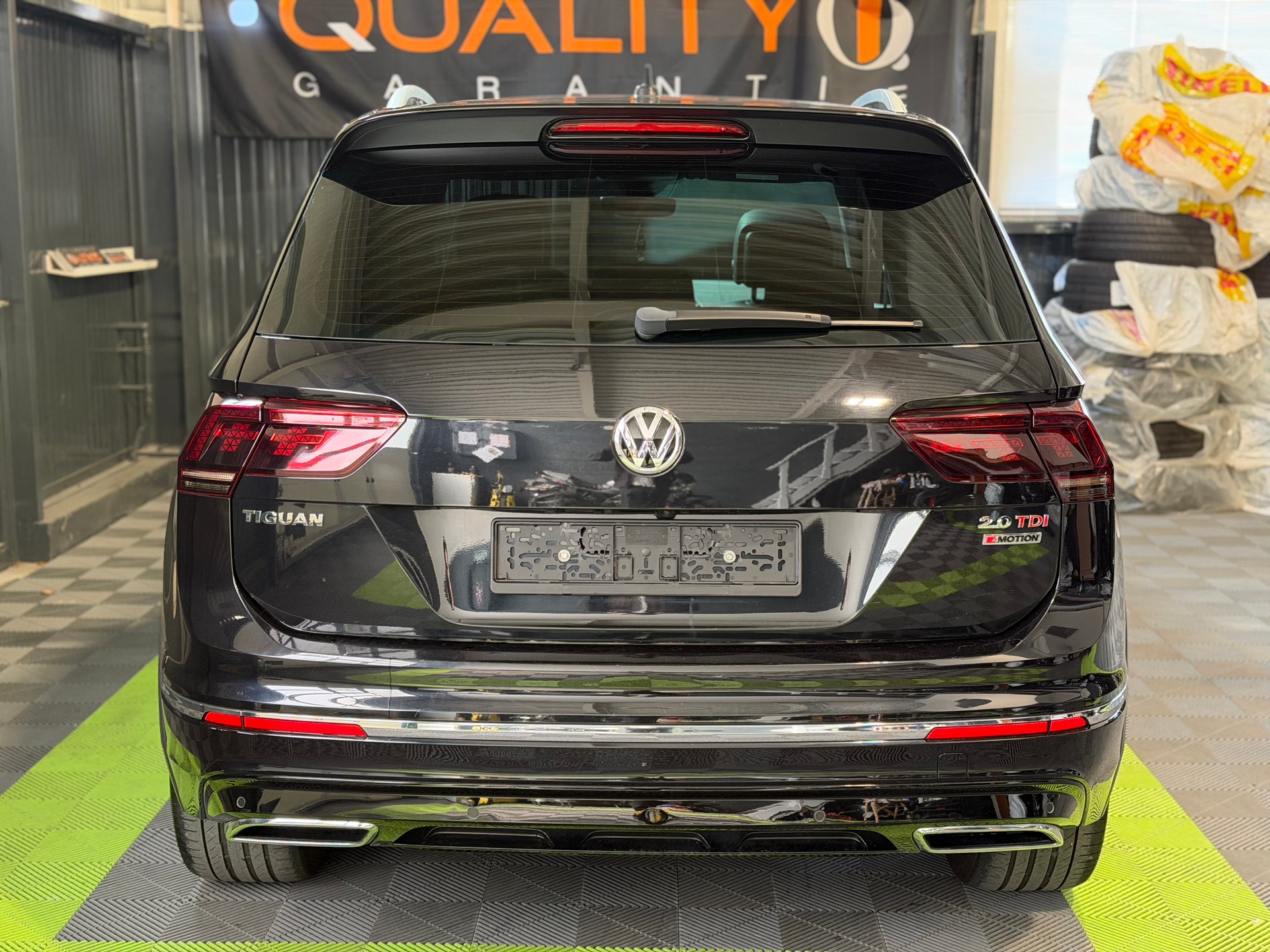 VW Tiguan 2.0 TDI SCR Highline 4Motion DSG-image-5