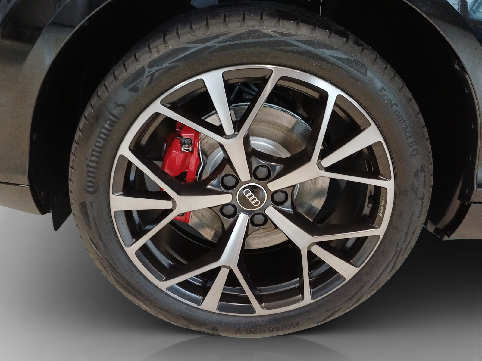 AUDI Q3 SUV e-hybrid 200 kW S tronig-image-13