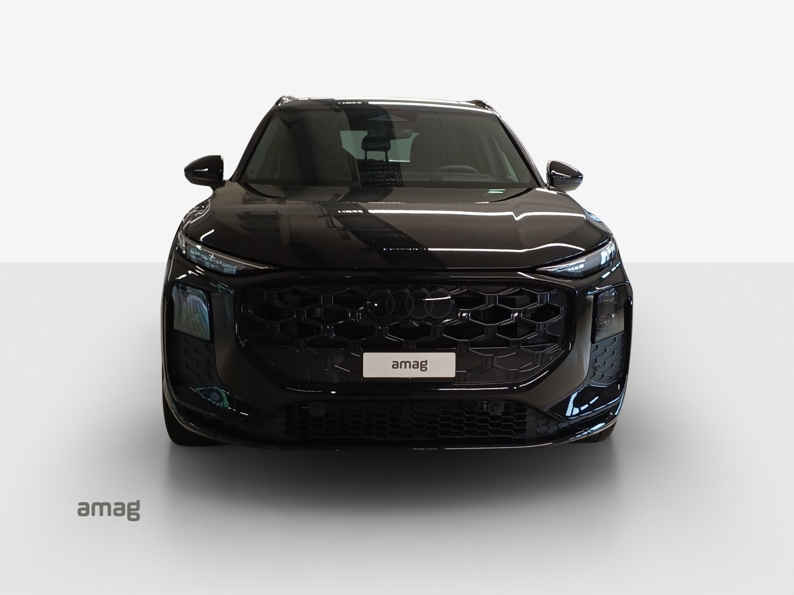 AUDI Q3 SUV e-hybrid 200 kW S tronig-image-6