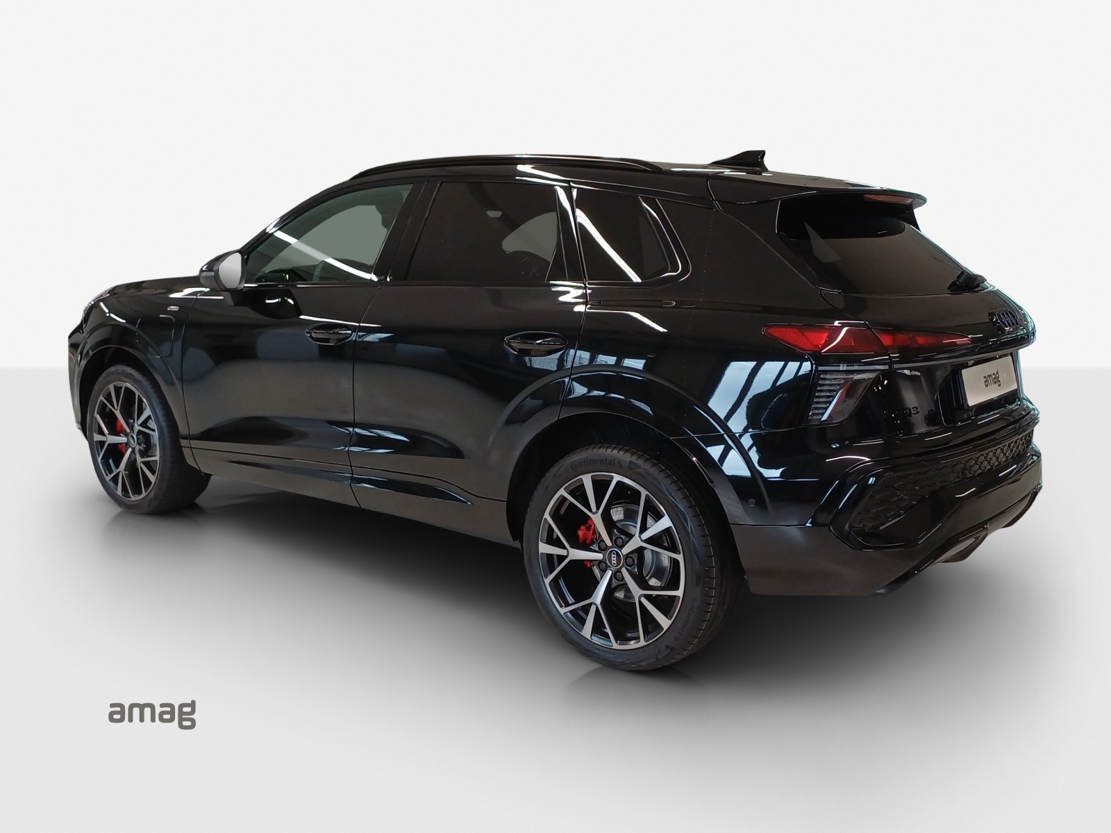 AUDI Q3 SUV e-hybrid 200 kW S tronig-image-2