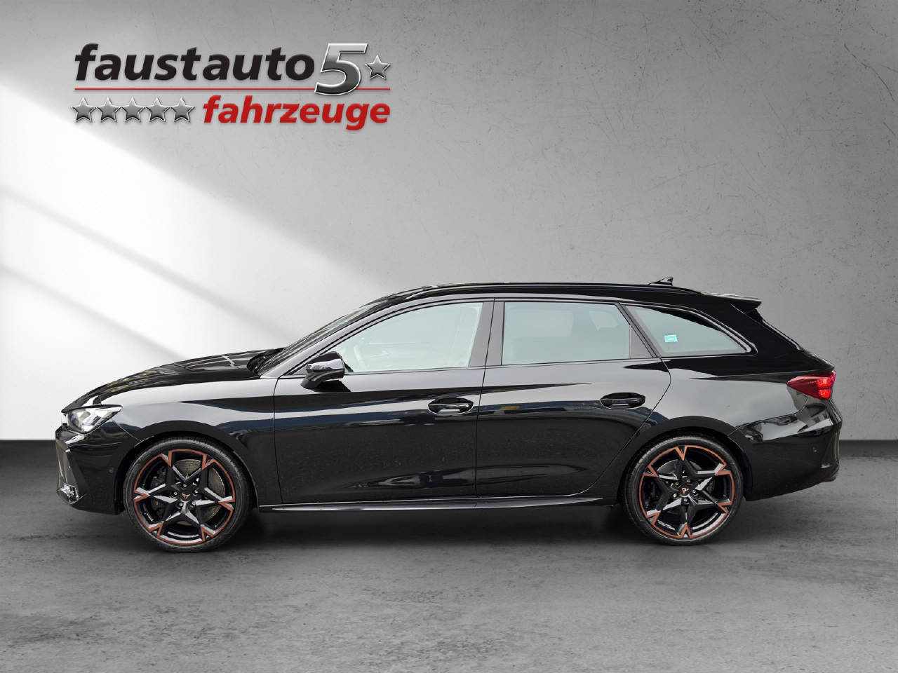 CUPRA Leon ST 2.0 TSI 333 Prime Edition VZ 4Drive DSG-image-2