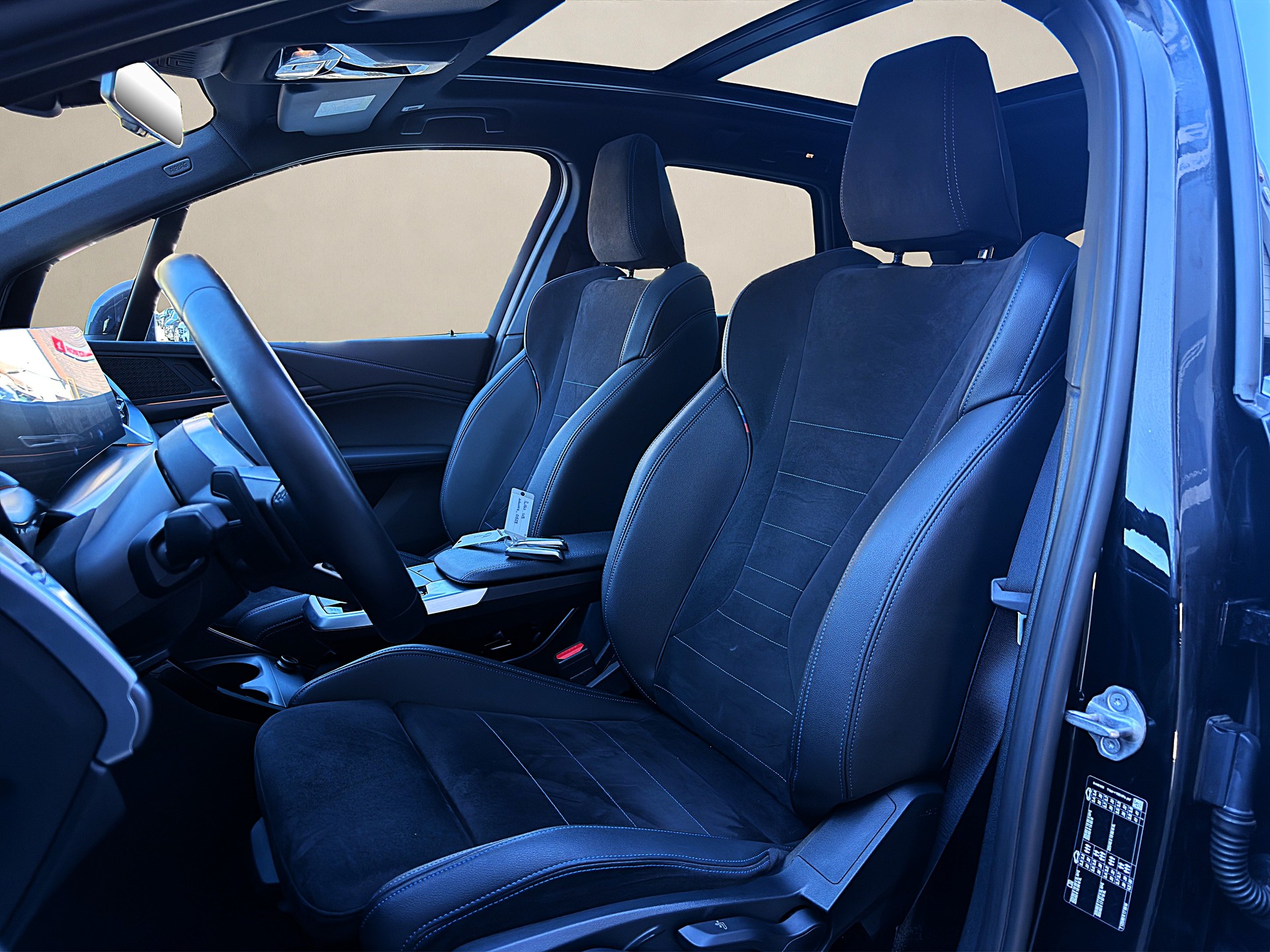 BMW 218i Active Tourer * M Sport * DKG-image-8