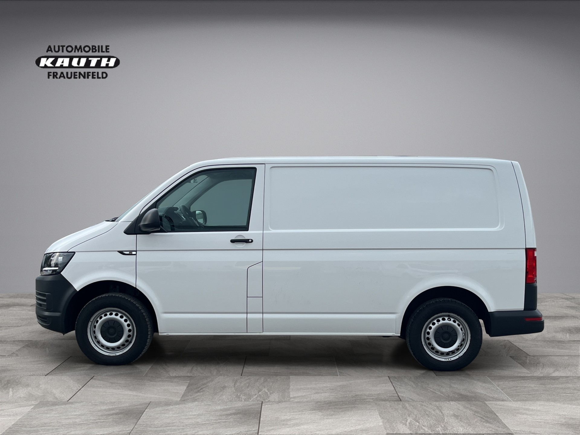 VW T6 2.0 TDI Entry-showroom-element-1