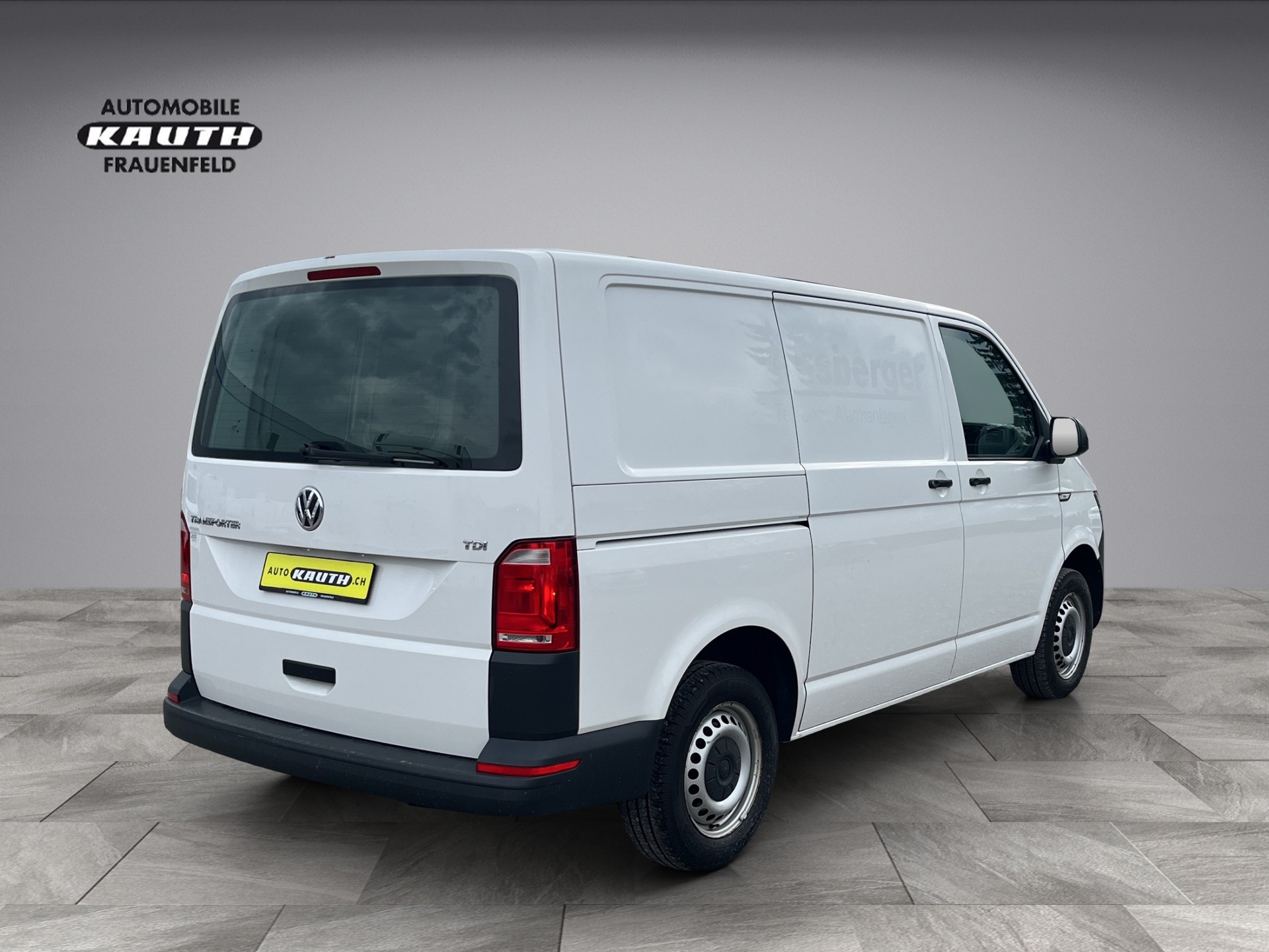 VW T6 2.0 TDI Entry-image-5