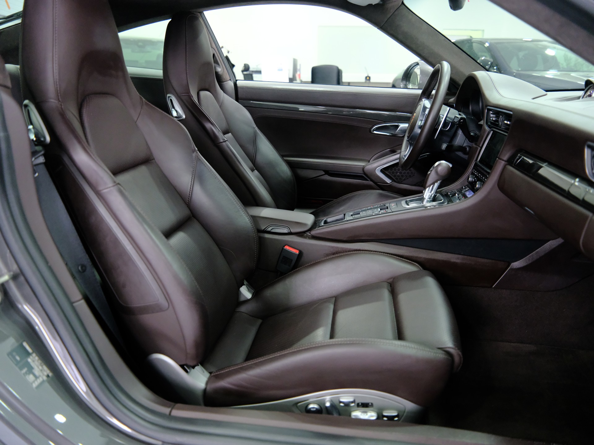 PORSCHE 911 Turbo S PDK-image-14