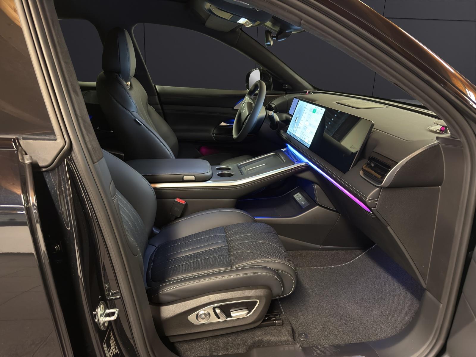 XPENG G9 Performance AWD-image-14