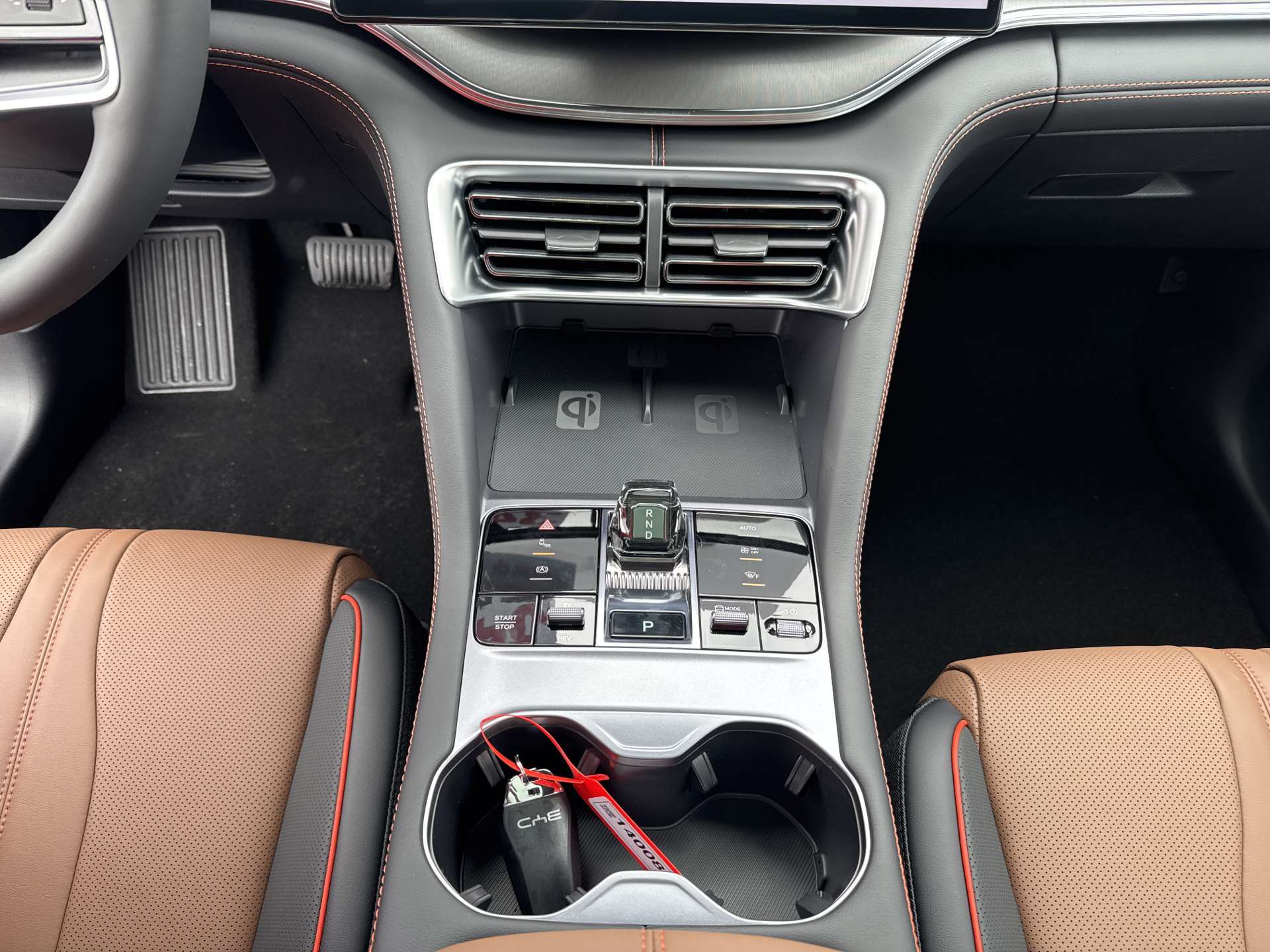BYD Seal U DM-i PHEV Design AWD 324PS Automat-image-10