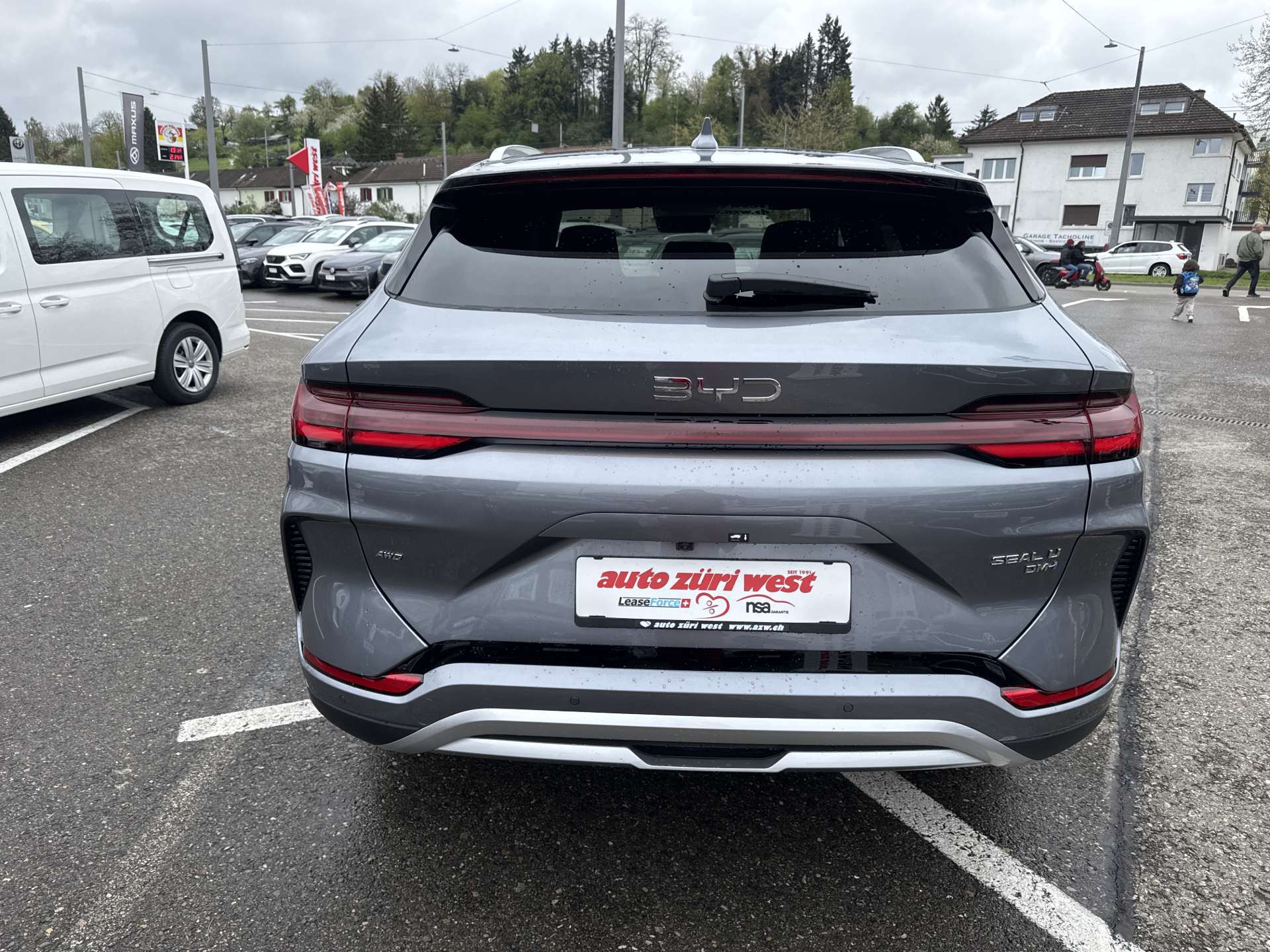 BYD Seal U DM-i PHEV Design AWD 324PS Automat-image-13