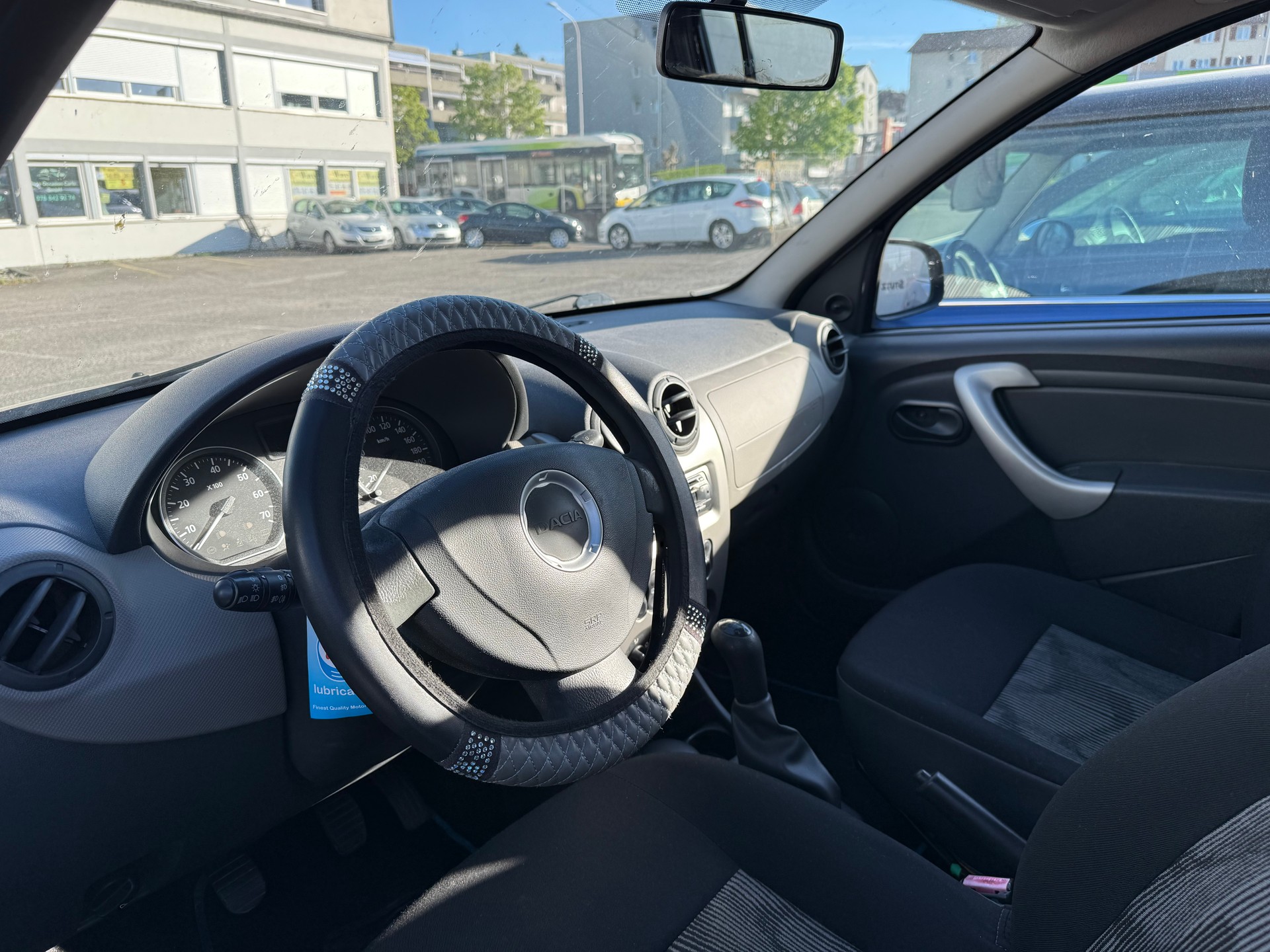 DACIA Sandero 1.2 Ambiance-image-3
