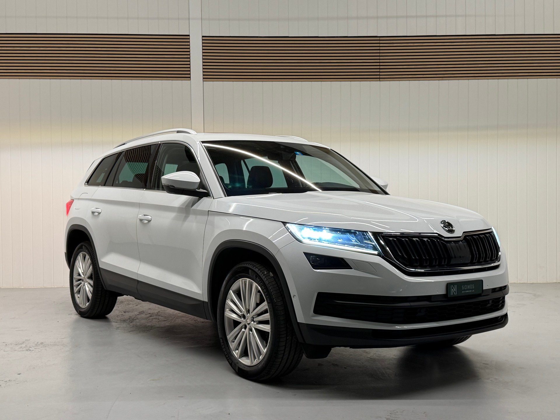 SKODA Kodiaq 2.0 TDI CR Ambition 4x4 DSG 7 Plätzer frisch ab MFK & Service-image-5
