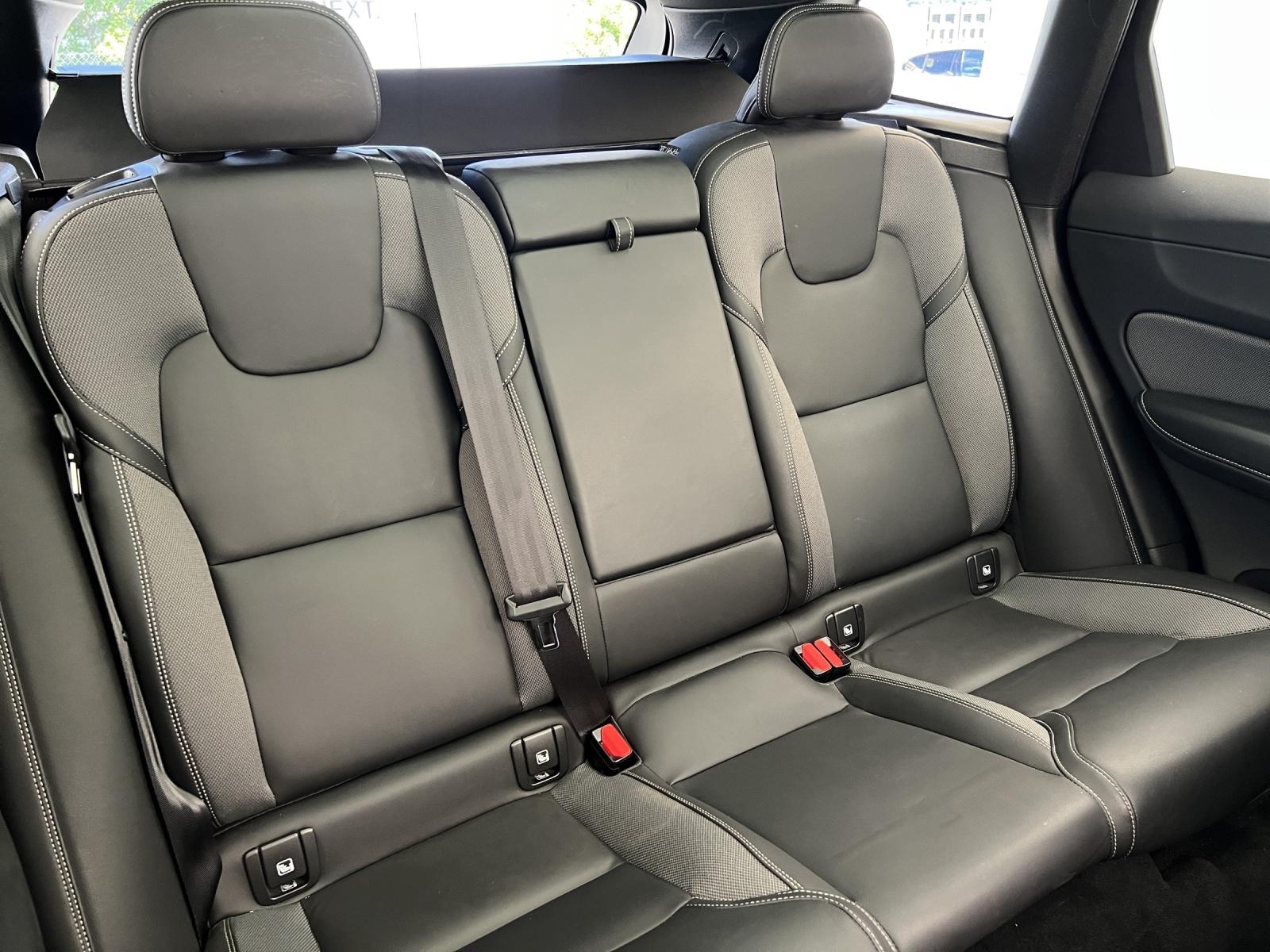 VOLVO XC60 T6 eAWD R-Design Geartronic (CH)-image-19