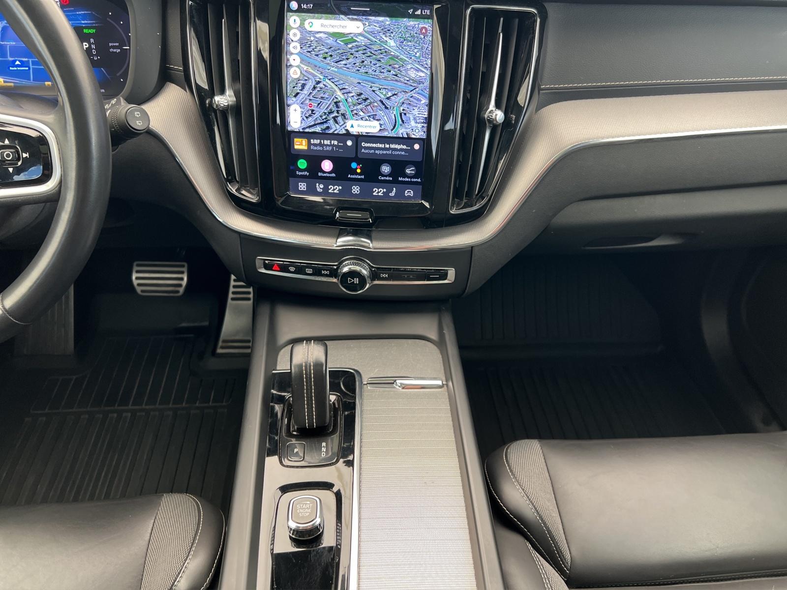 VOLVO XC60 T6 eAWD R-Design Geartronic (CH)-image-14