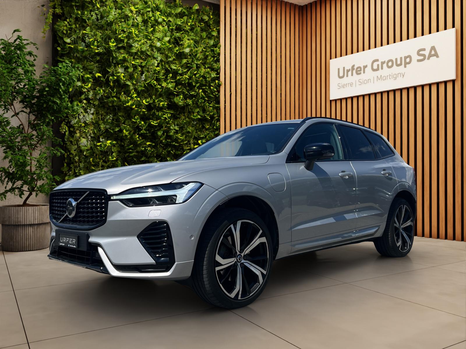 VOLVO XC60 T6 eAWD R-Design Geartronic (CH)-image-0