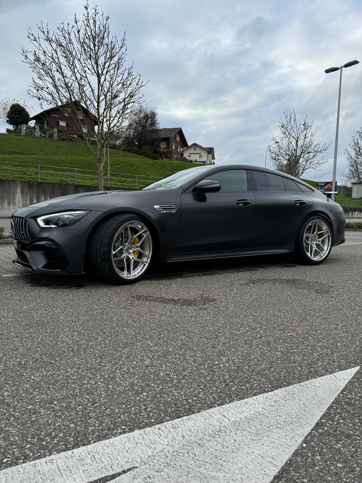 MERCEDES-BENZ AMG GT 63 S 4matic+
