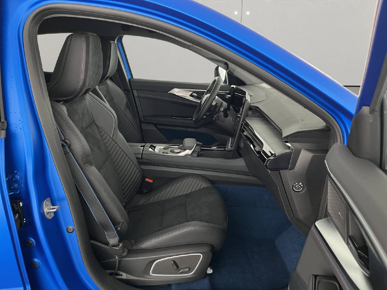 RENAULT Rafale 1.2 E-Tech Plug-in Atelier Alpine-image-6