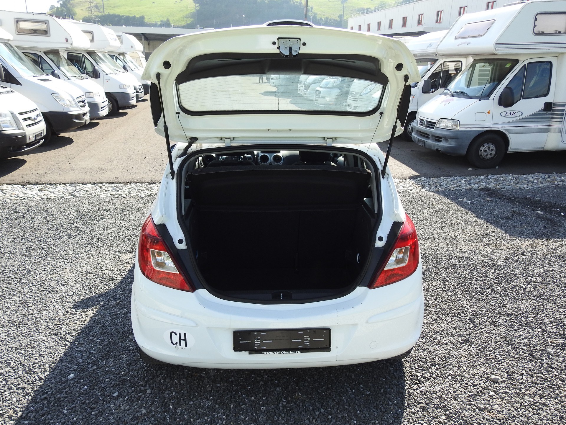 OPEL Corsa 1.2 TP Enjoy-image-11