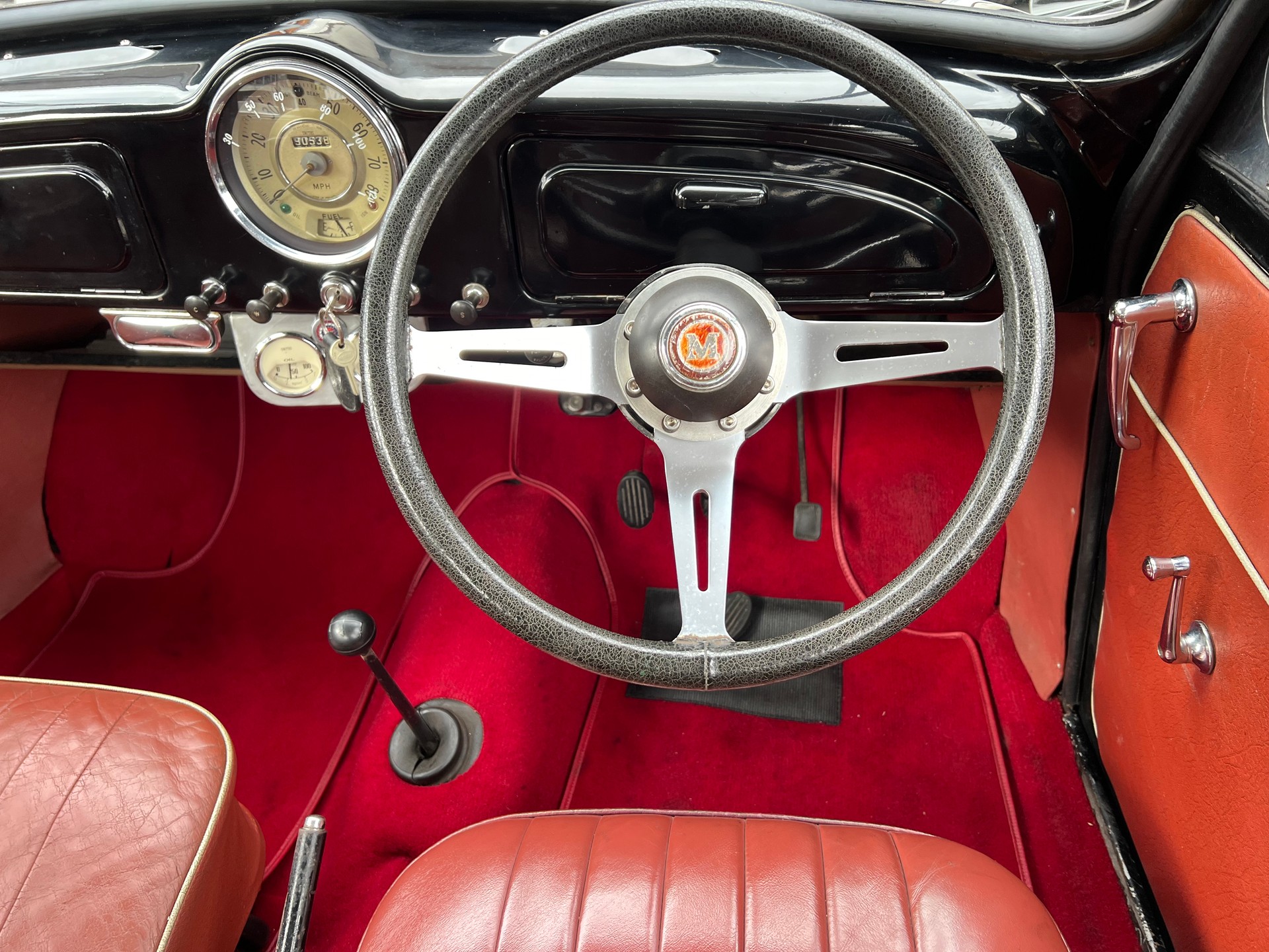 MORRIS Minor 1000-image-12