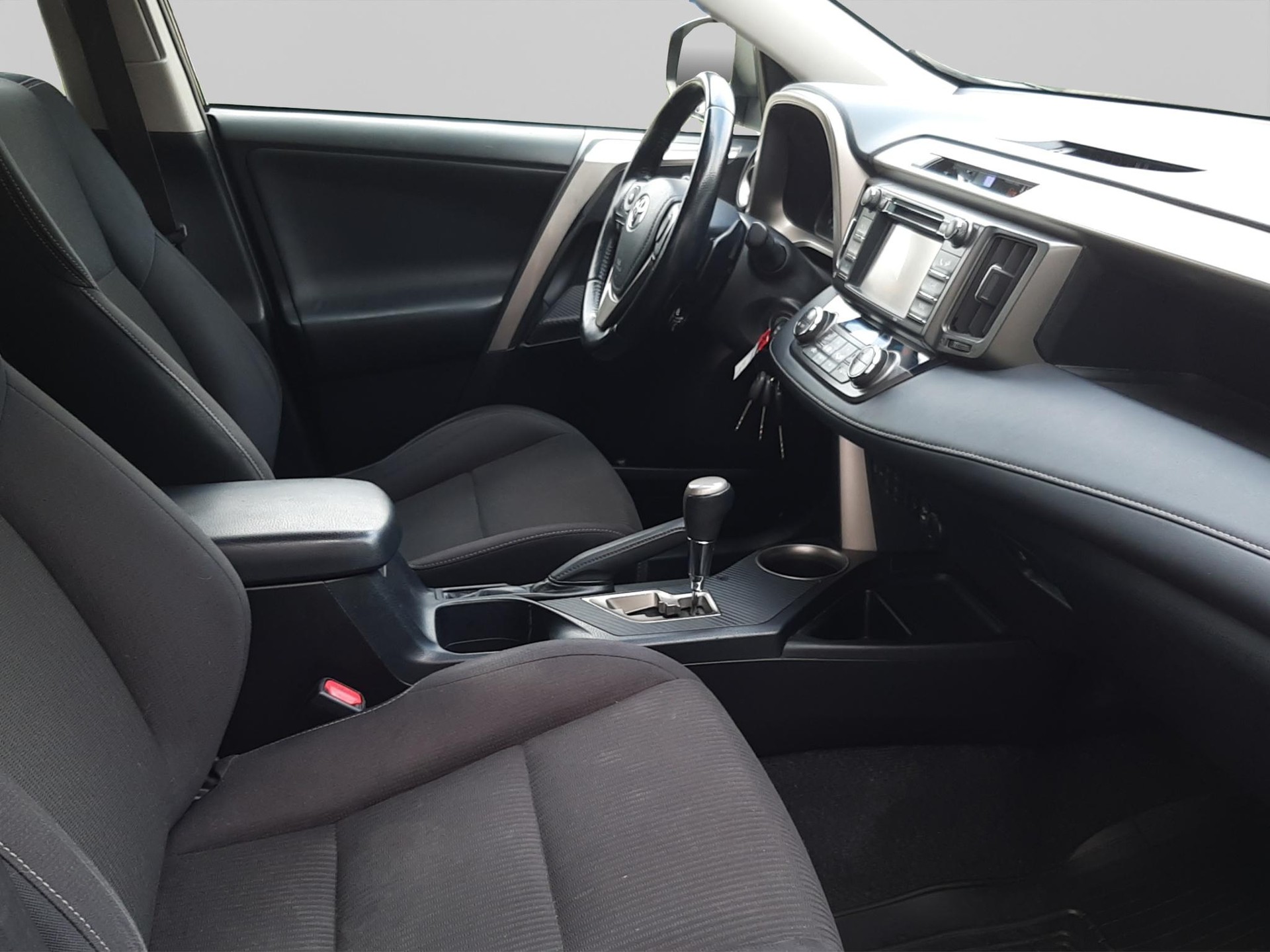TOYOTA RAV4 2.2 D-CAT 150 Sol-image-15