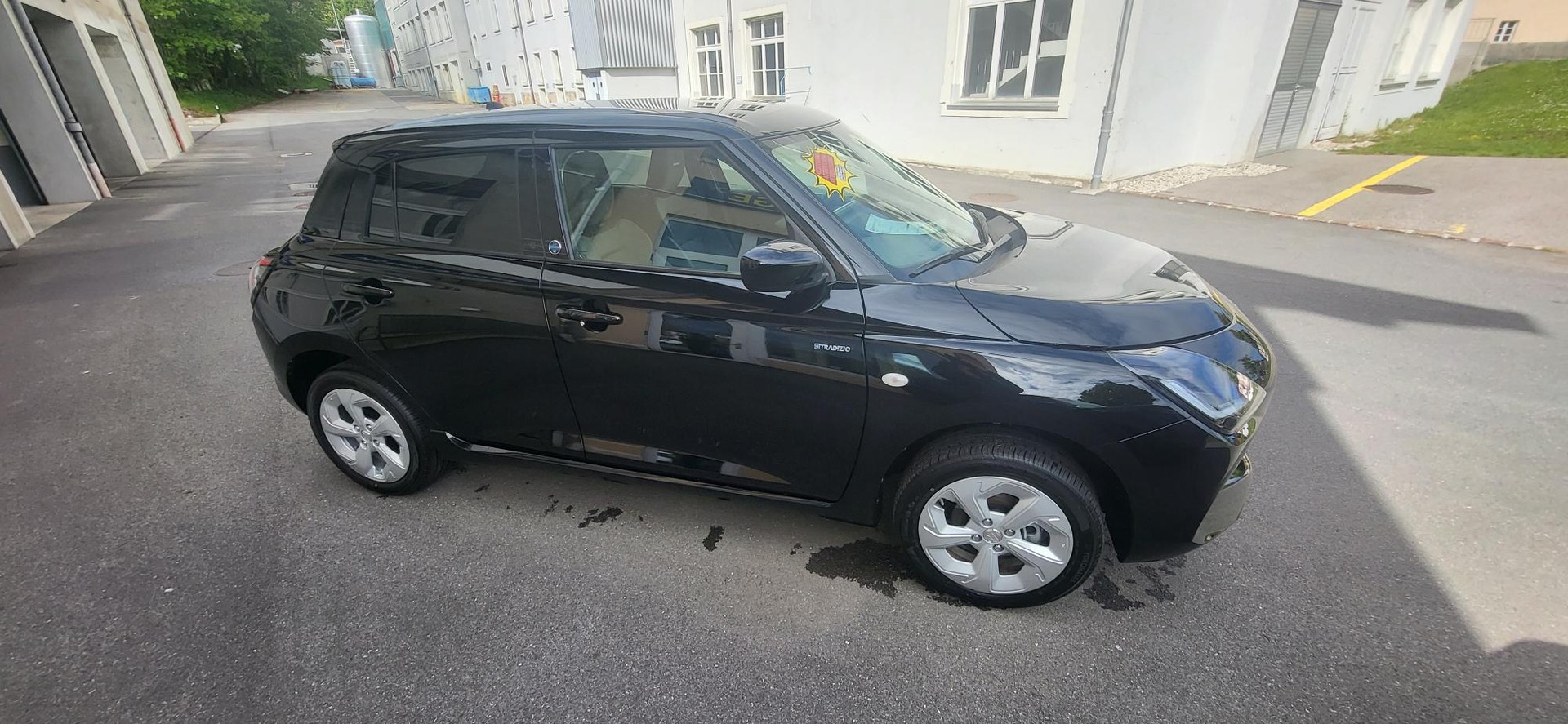 SUZUKI Swift 1.2 Tradizio Hybrid 4x4-image-4