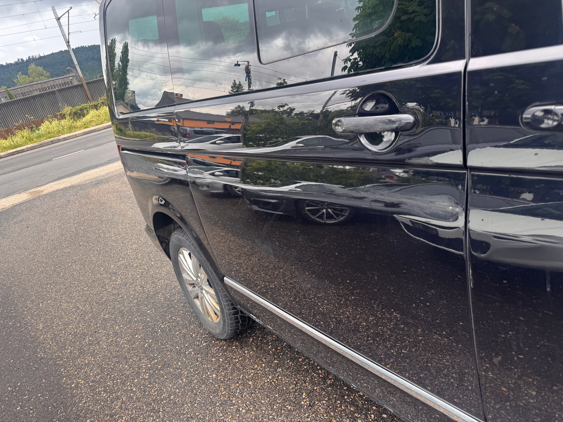VW Multivan TDI 4M-image-5