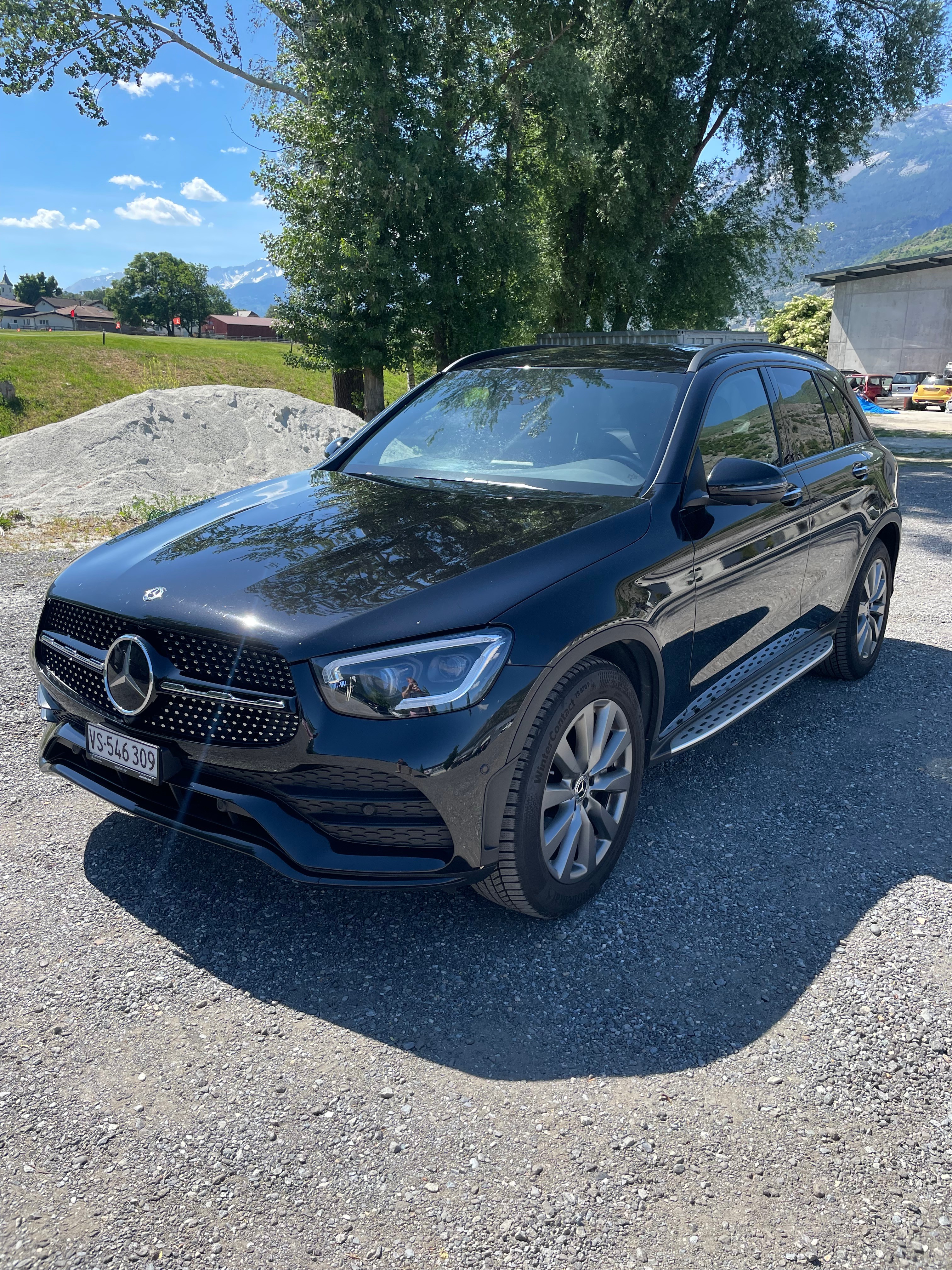 Car photo