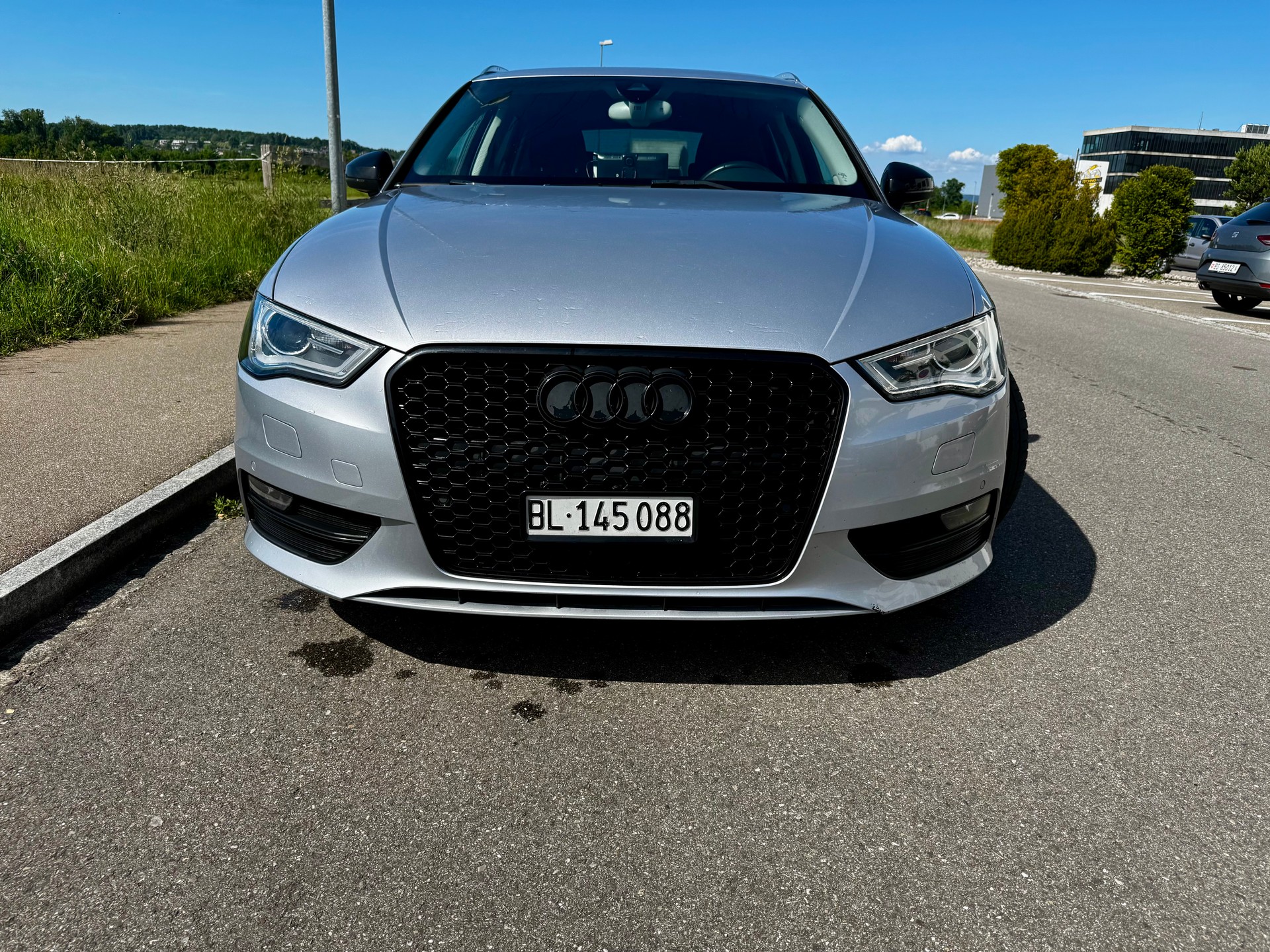 AUDI A3 Sportback 1.8 TFSI Quattro S-Line-image-2